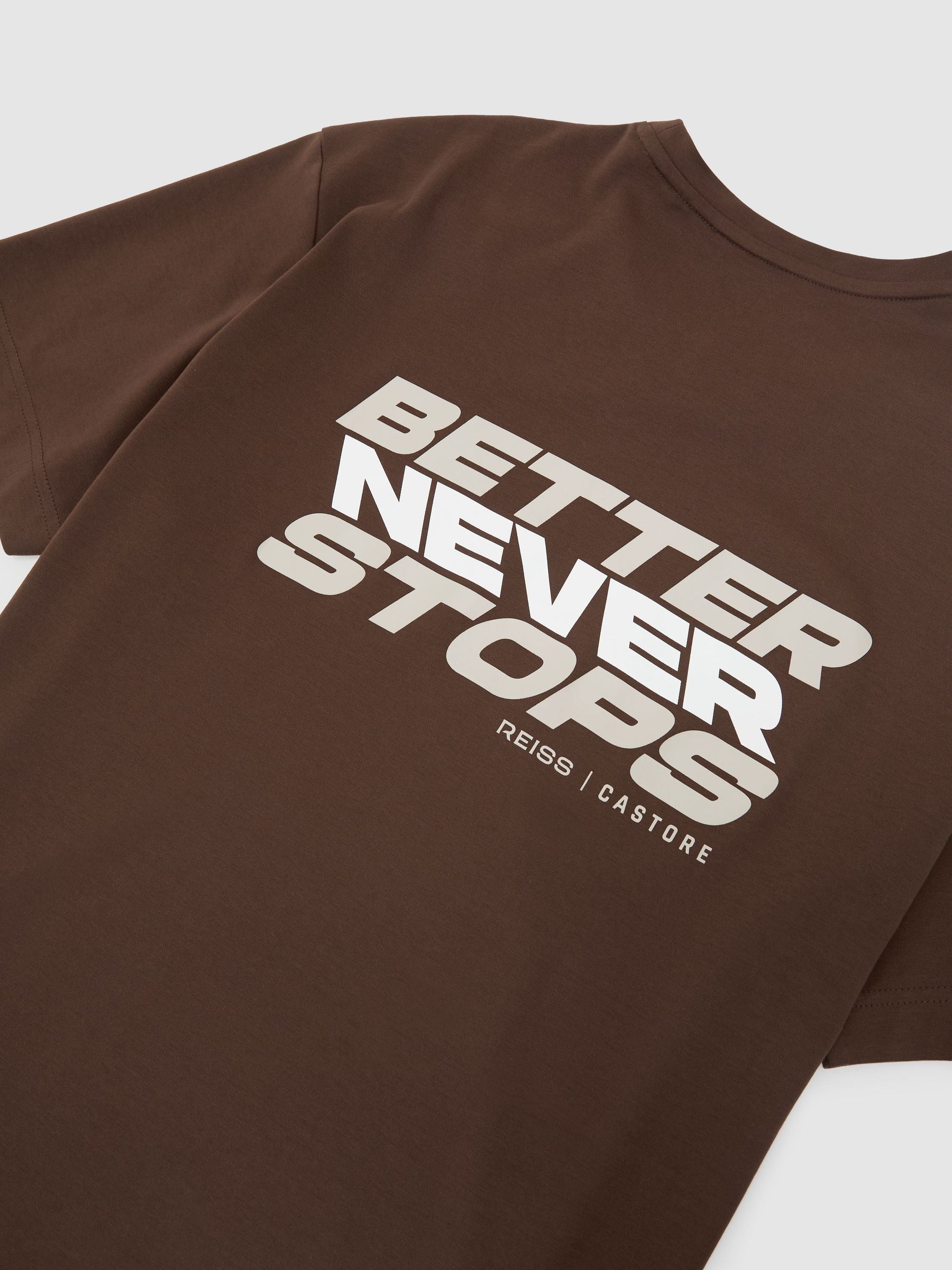 Reiss | T-shirt graphique décontracté en coton Castore, coloris Écorce de cacao/Beige Sable - Image 6 de 6