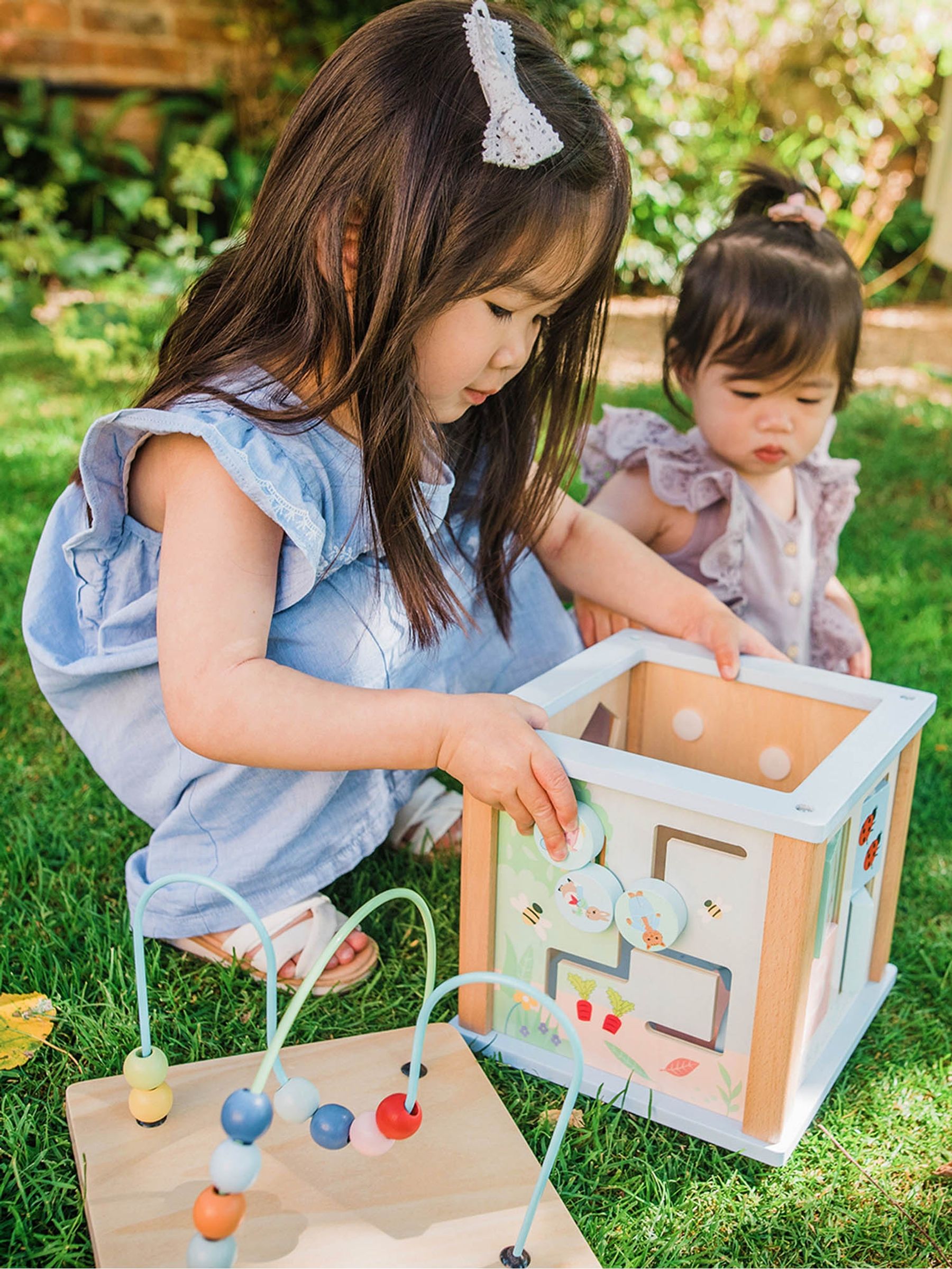 Peter Rabbit Activity Cube - Image 7 of 8