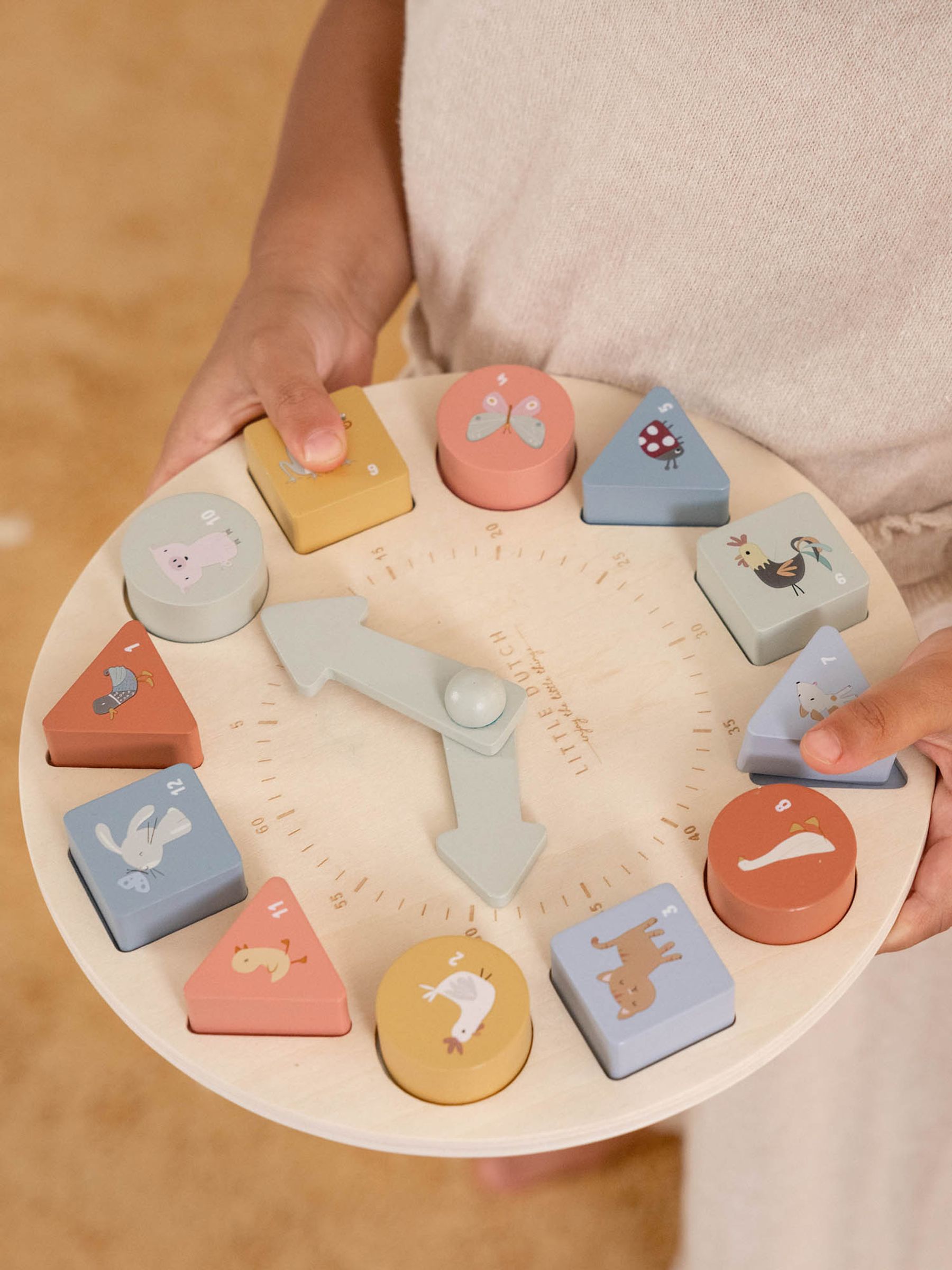 Little Dutch Puzzle Clock - Image 4 of 4 Little Dutch Puzzle Clock - Image 4 of 4