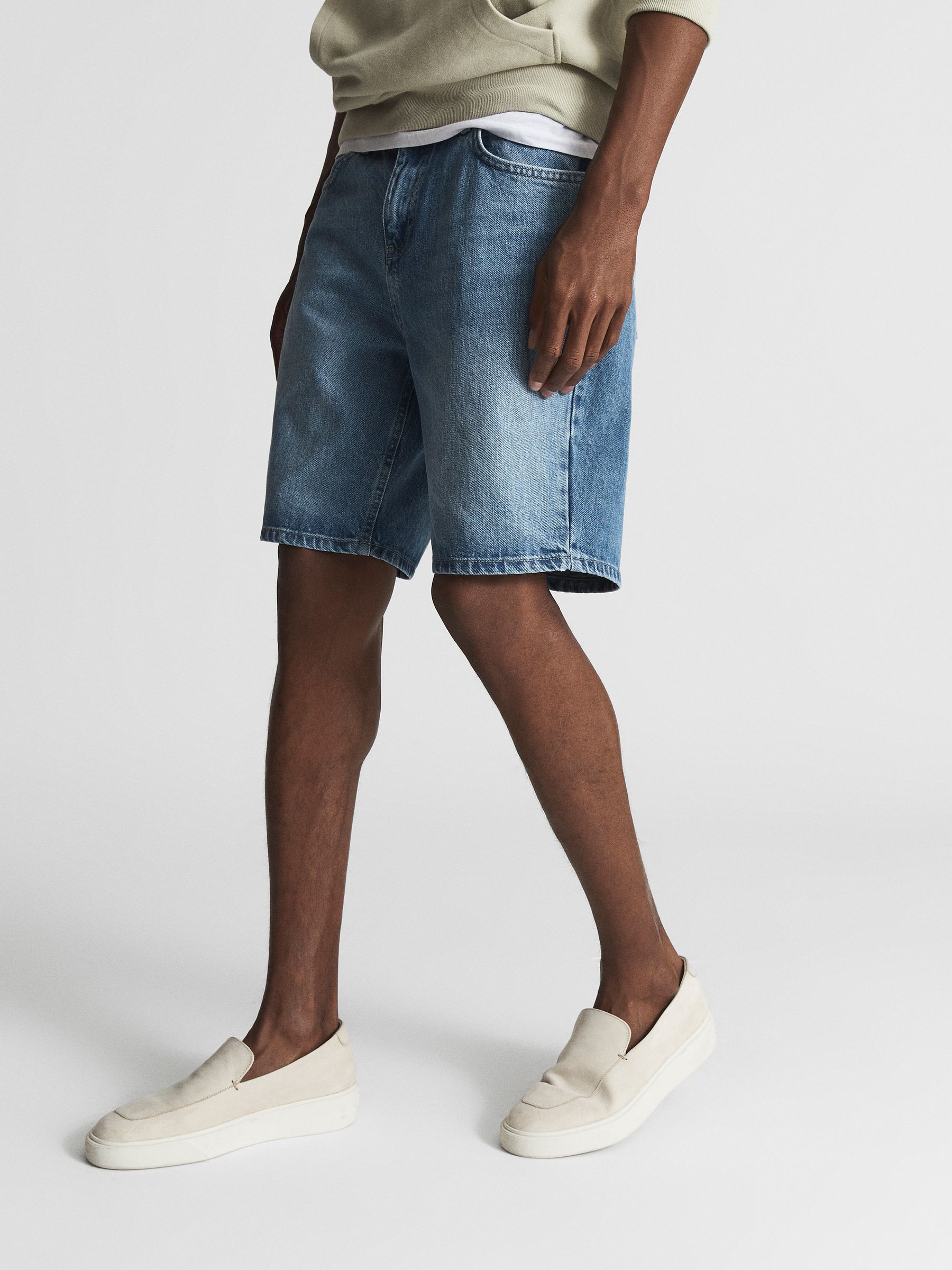 Frayed Edge Denim Shorts in Mid Blue - Image 3 of 5
