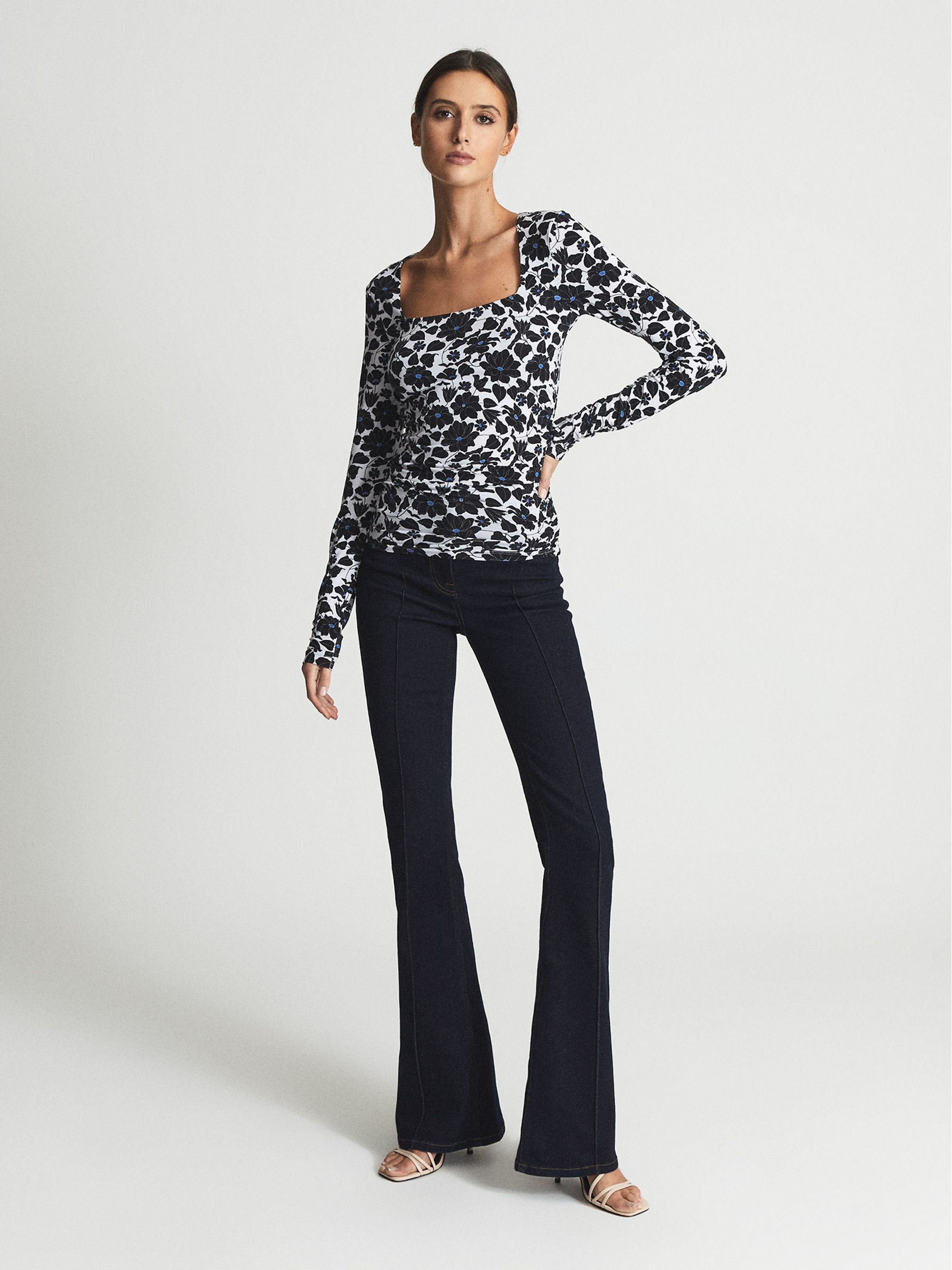 Printed Ruched Jersey Top in Navy Print - Image 3 of 5
