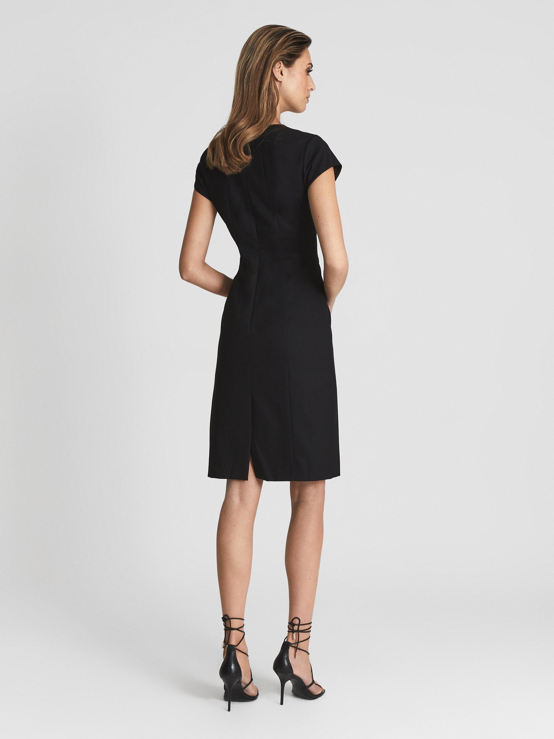 【海外限定】REISSスカート☆Haisley high-waisted tailored str Reiss Tailored Dress in Black | REISS