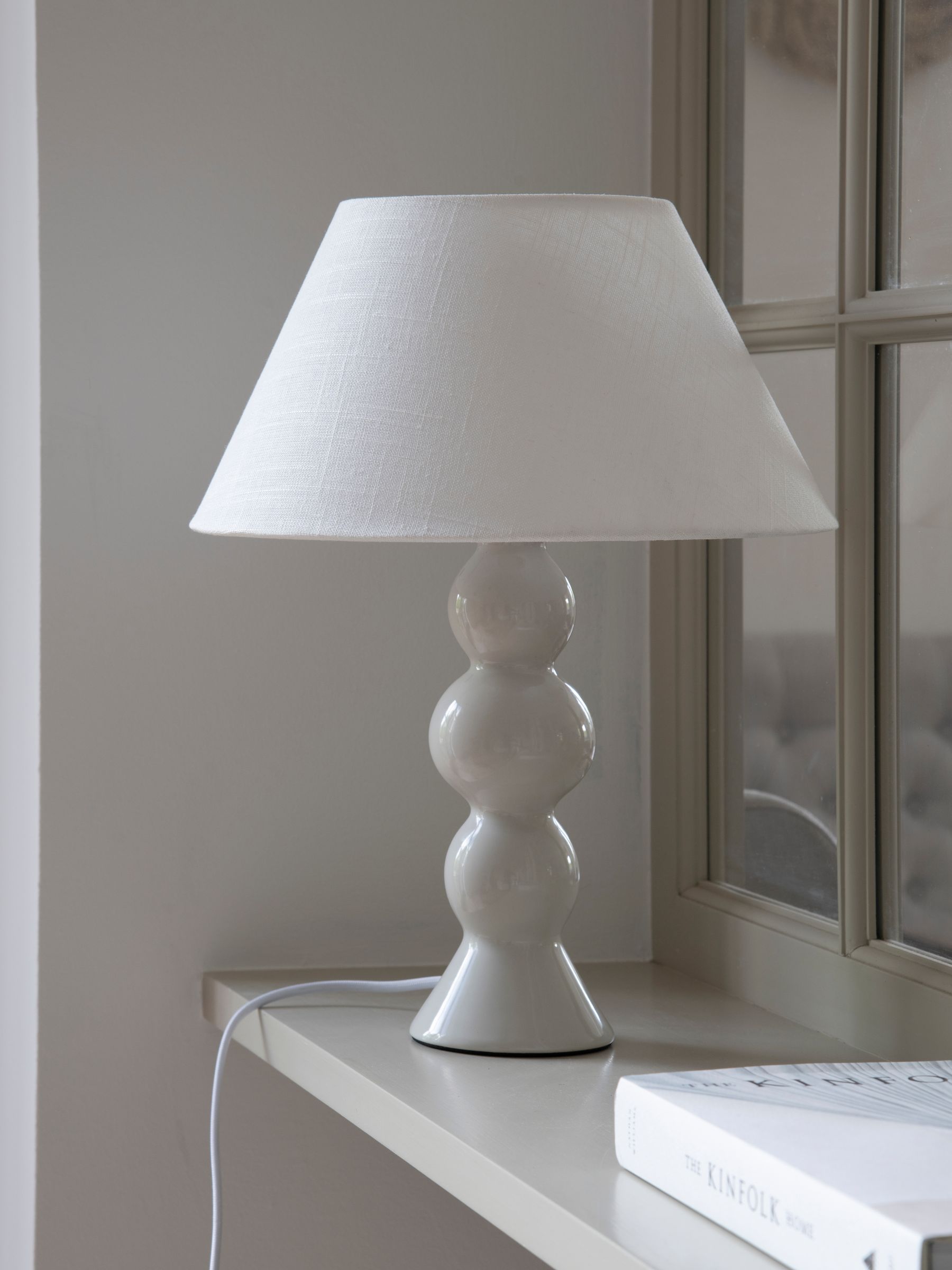 Jasper Conran London White Regular Sphere Ceramic Table Lamp - Image 2 of 3