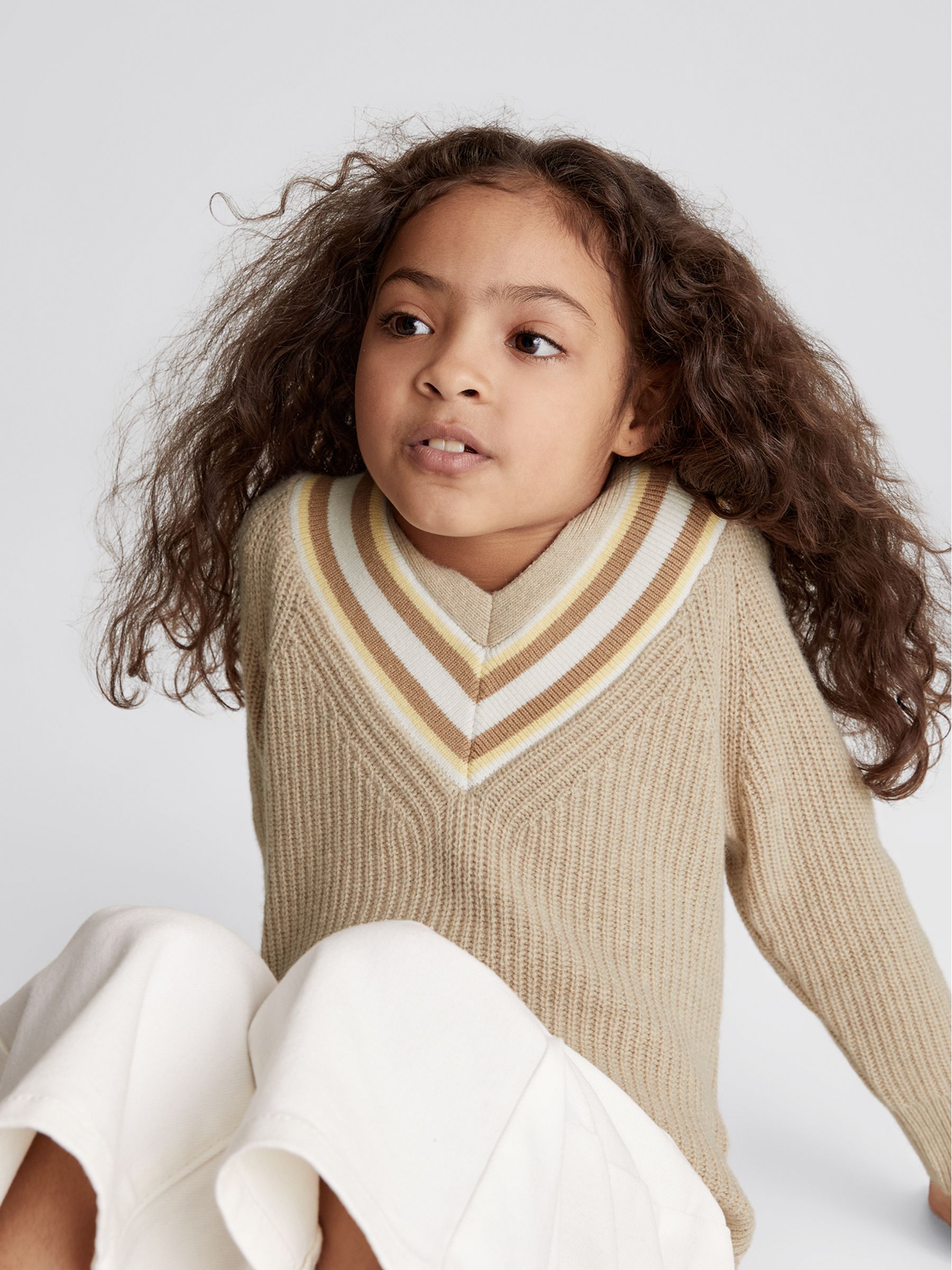 Colour Block V Neck Sweater in Neutral - 圖片 4/6