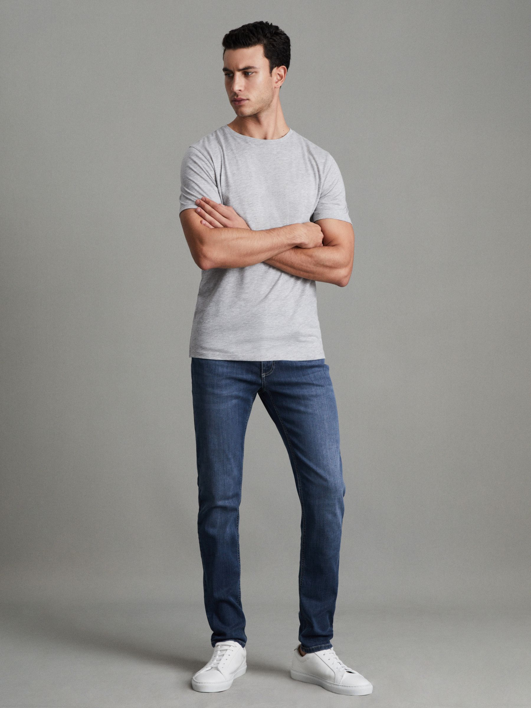 Crew Neck T-shirt in Grey - Image 5 of 6