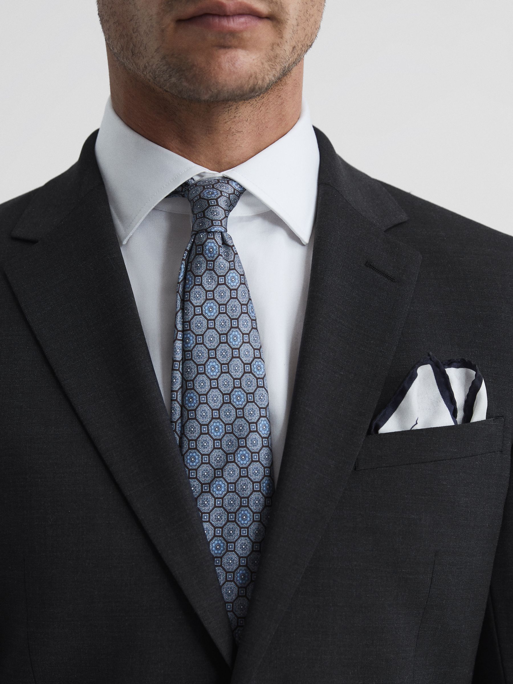 Modern Fit Travel Blazer in Charcoal - Image 4 of 11
