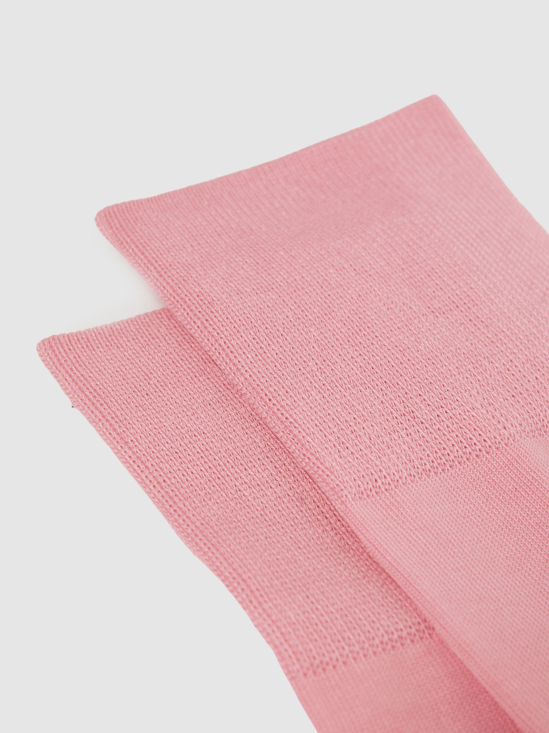 Falke Crew Socks in Soft Rose - Image 2 of 3