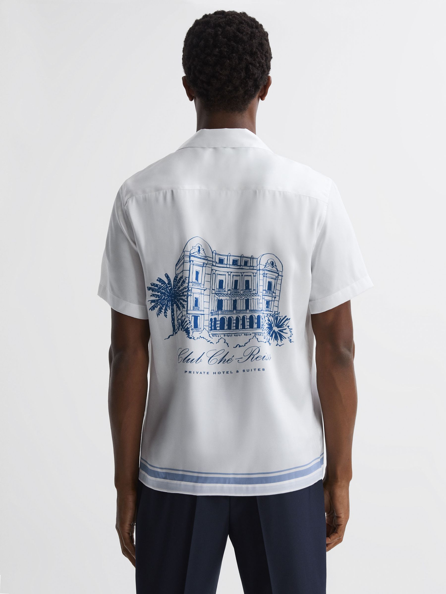 Reiss | Ché Motif Cuban Collar Button-Through Shirt in White/Blue - Image 3 of 5