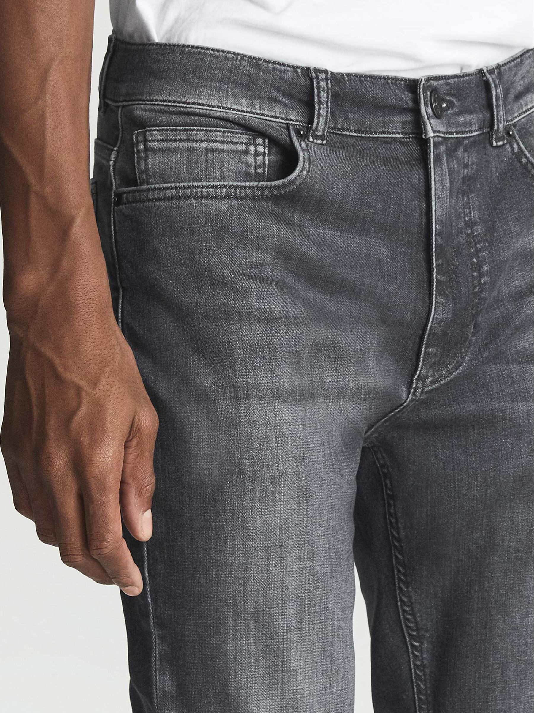 Slim Fit Washed Jeans in Washed Grey - Image 4 of 5