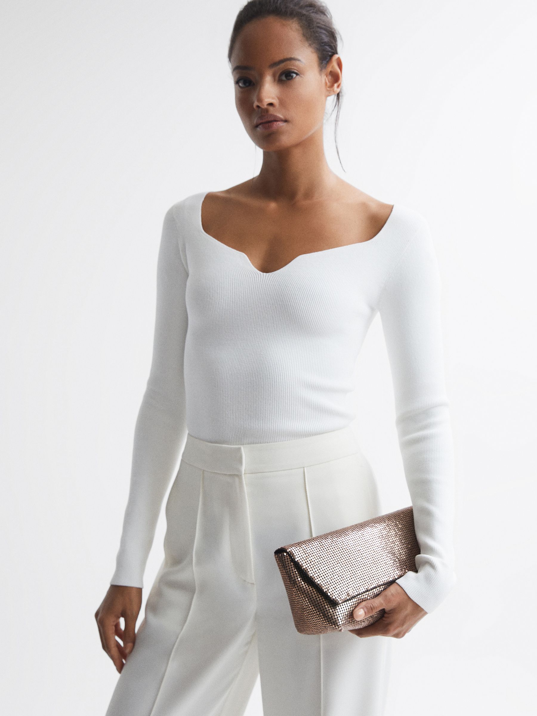 Bead Embellished Chain Strap Clutch in Bronze - Image 3 of 9