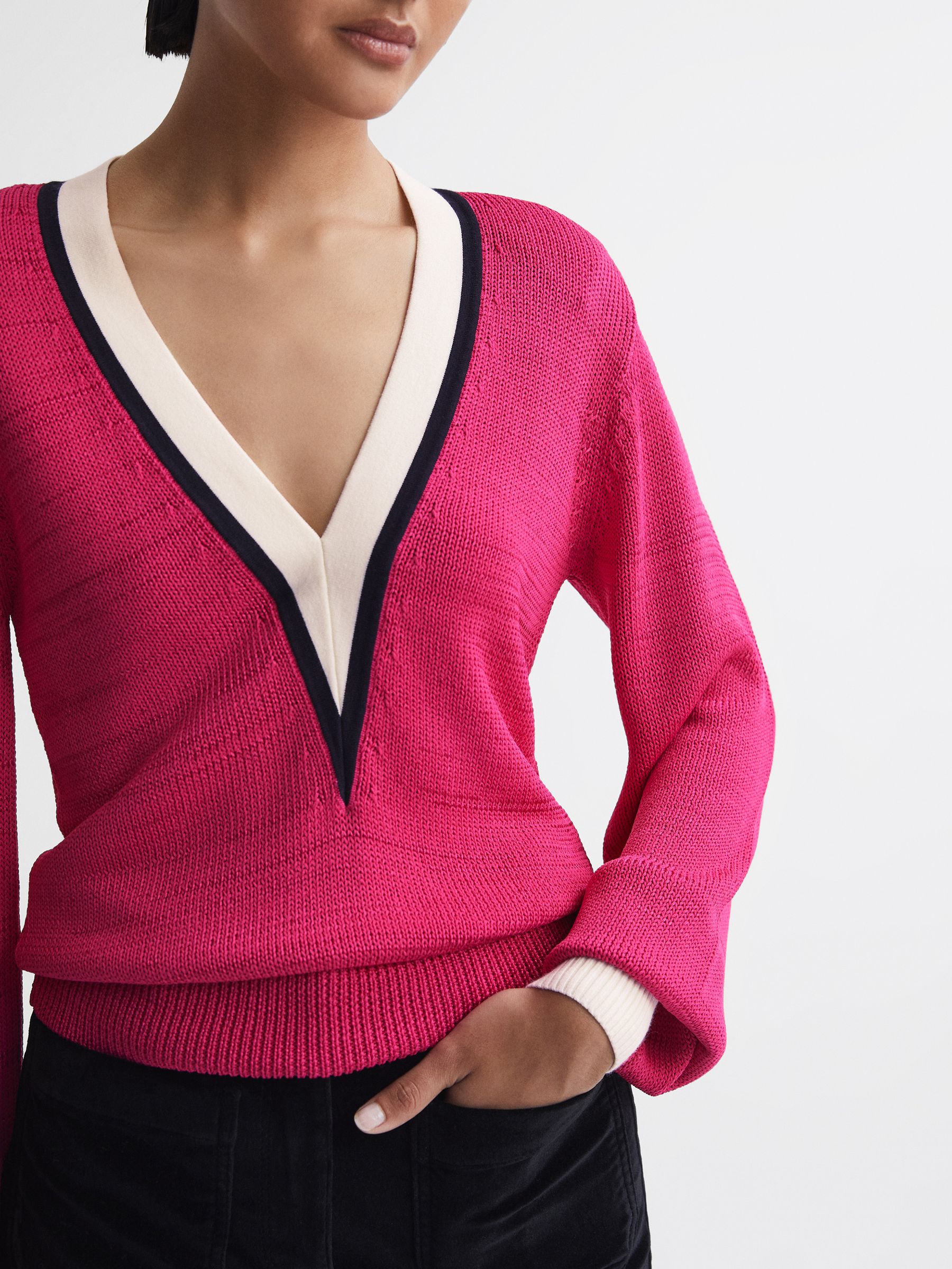 Contrast Trim Knitted Jumper in Pink/Ivory - Image 4 of 6