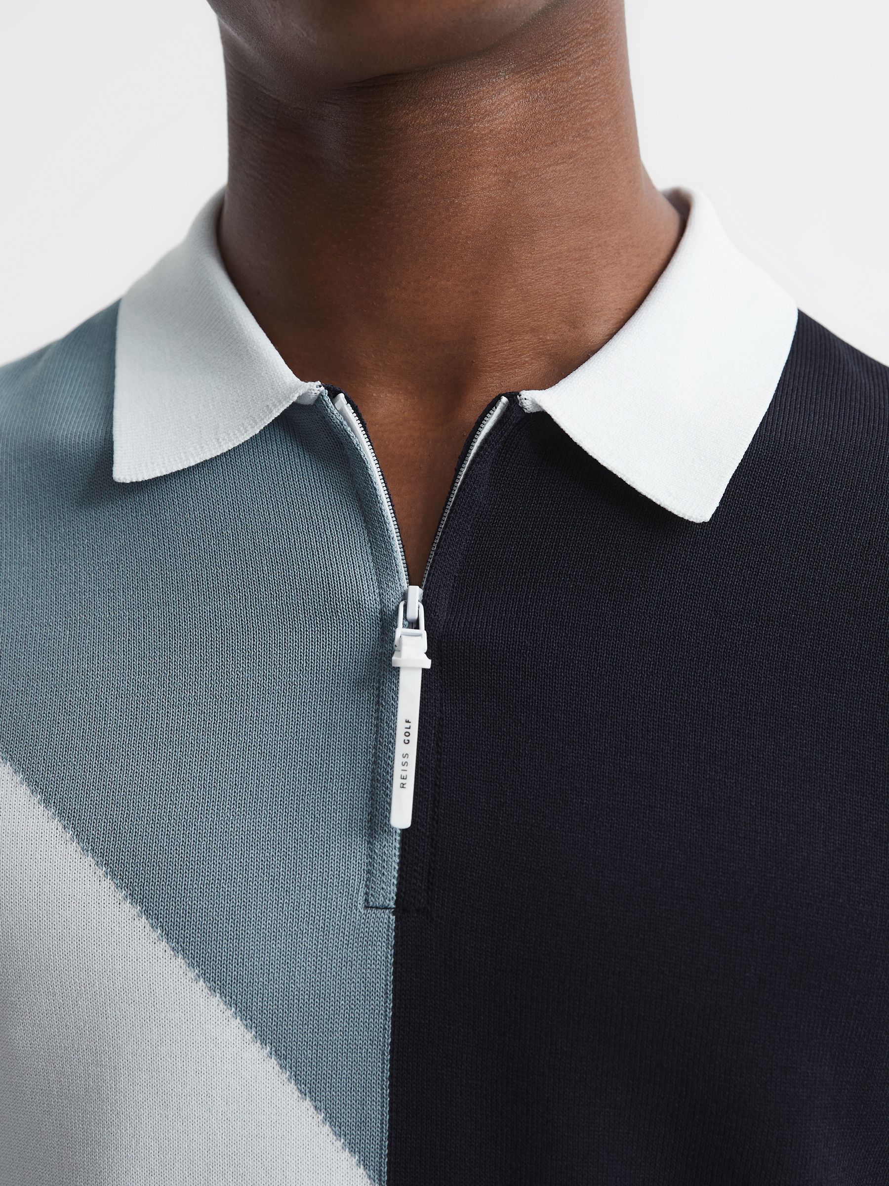 Golf Colourblock Half Zip Polo T-Shirt in Navy/White - Image 4 of 6