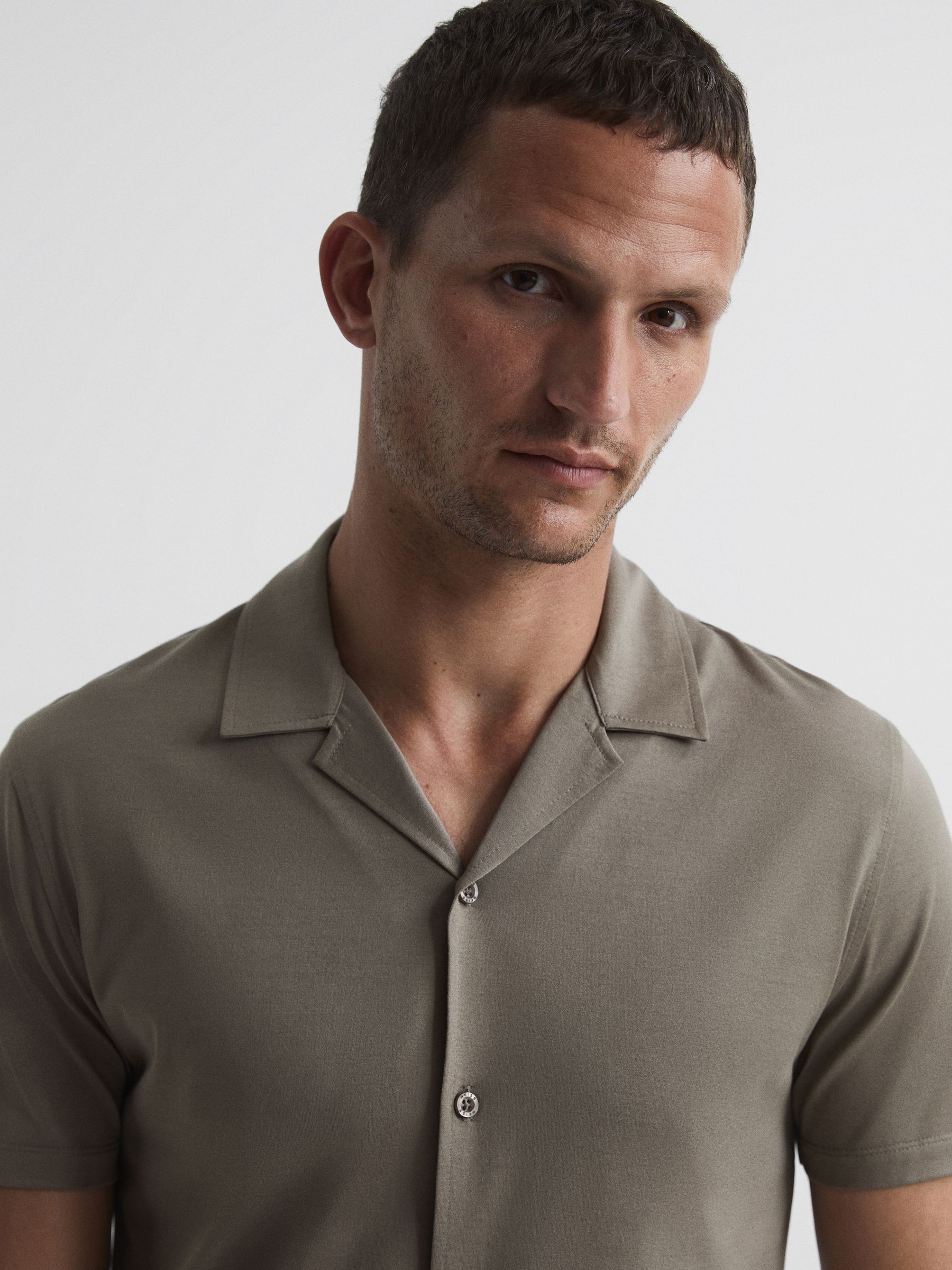 Mercerised Jersey Cuban Collar Shirt in Taupe - Image 4 of 6