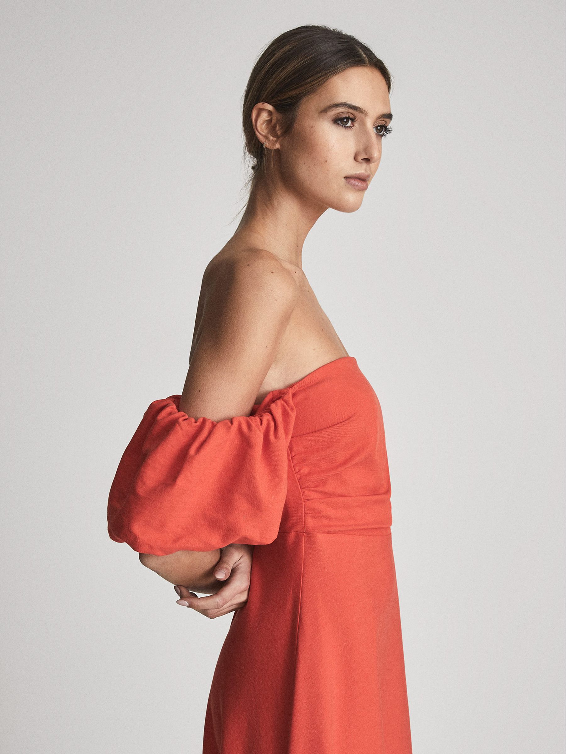 Puff Sleeve Off-Shoulder Midi Dress in Red - Image 4 of 7