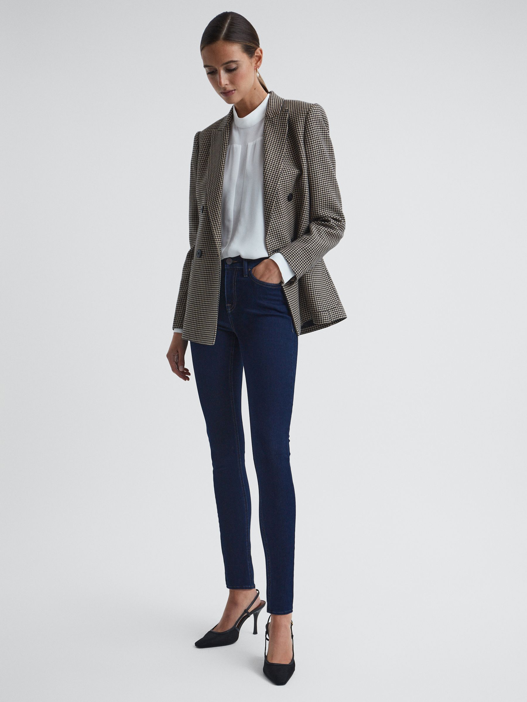 Petite Mid Rise Skinny Jeans in Indigo - Image 3 of 6