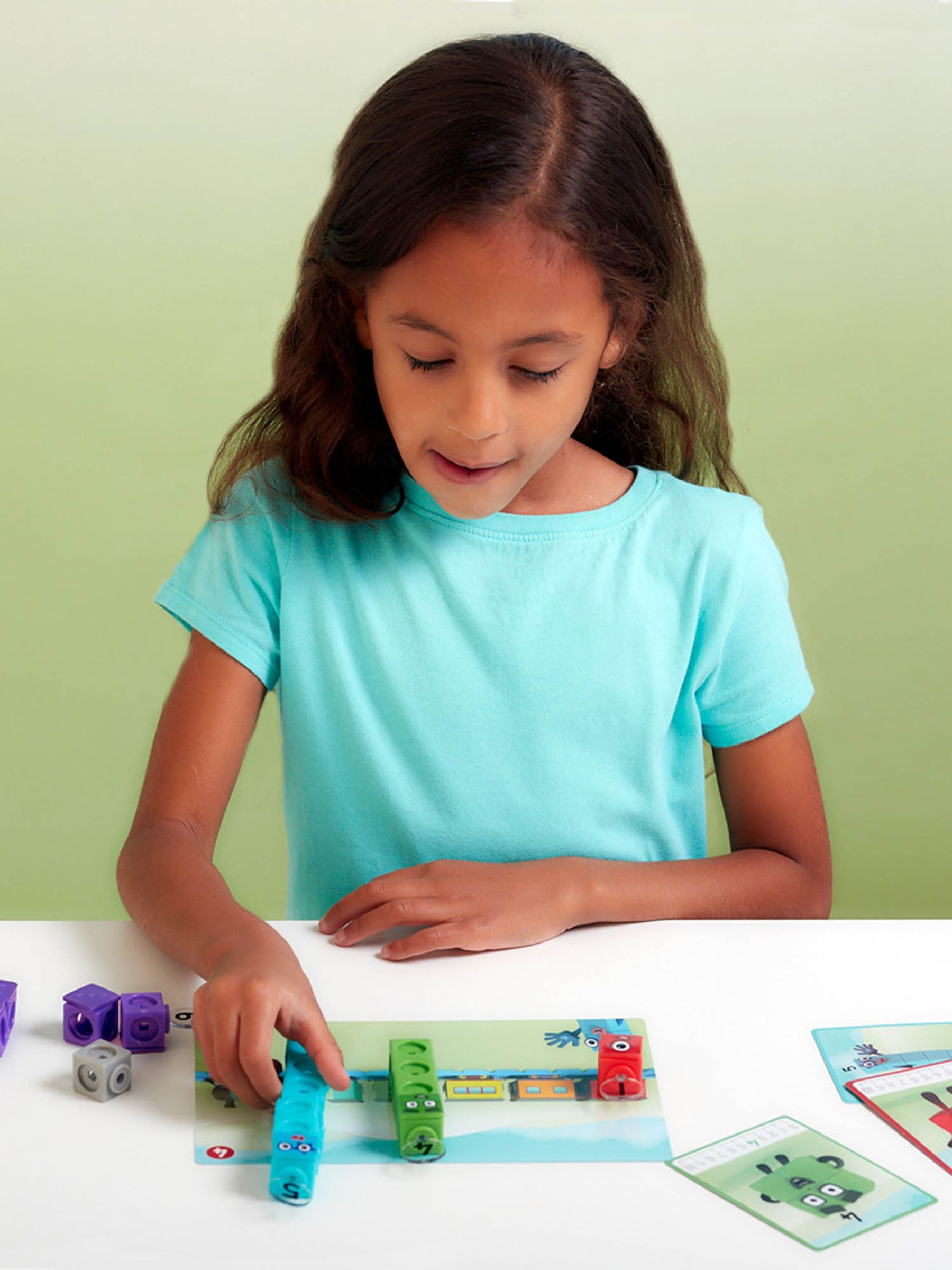 Learning Resources MathLink® Cubes Numberblocks 1-10 Activity Set - Image 6 of 6