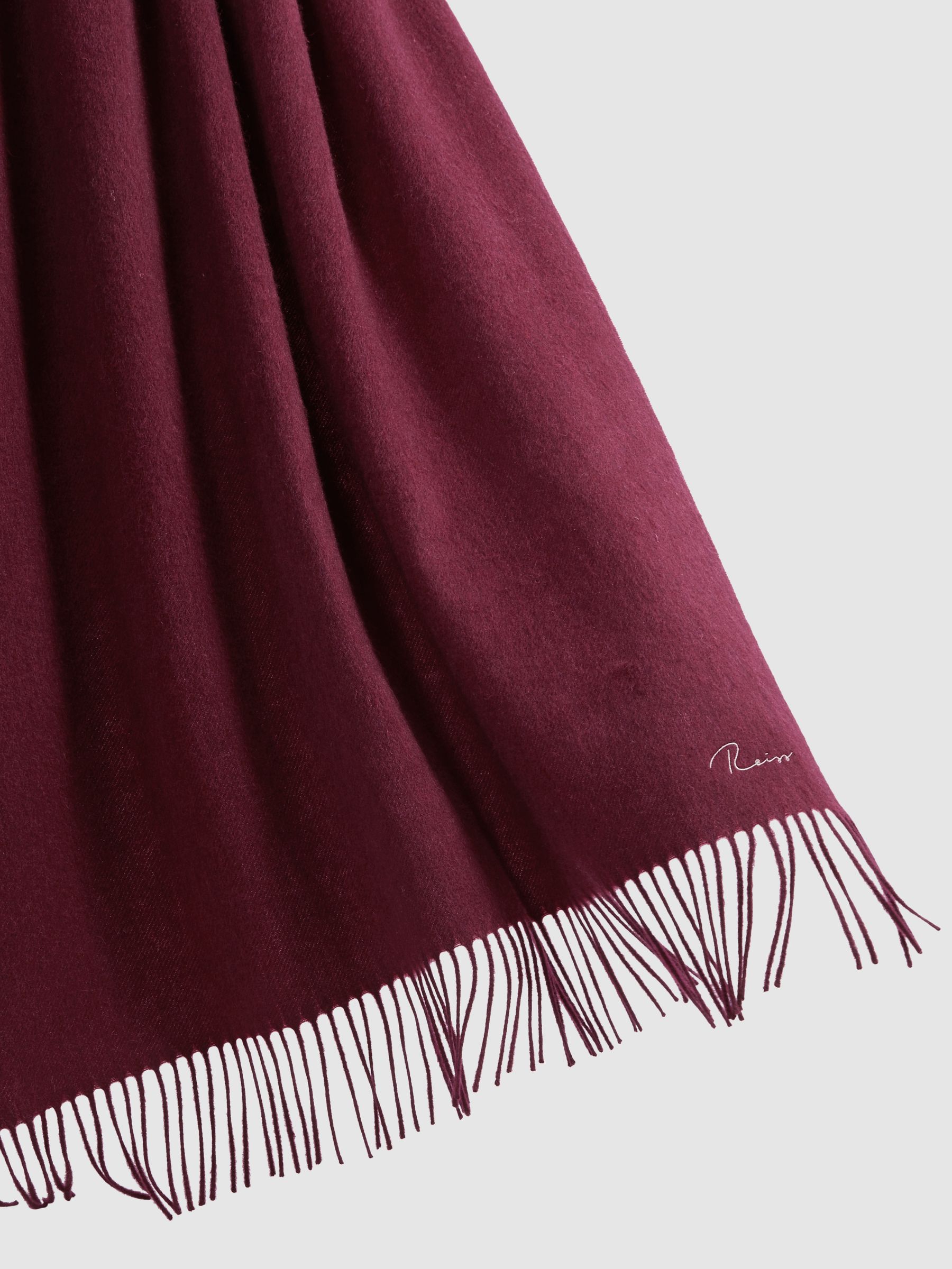 Wool-Cashmere Scarf in Bordeaux - Image 5 of 5