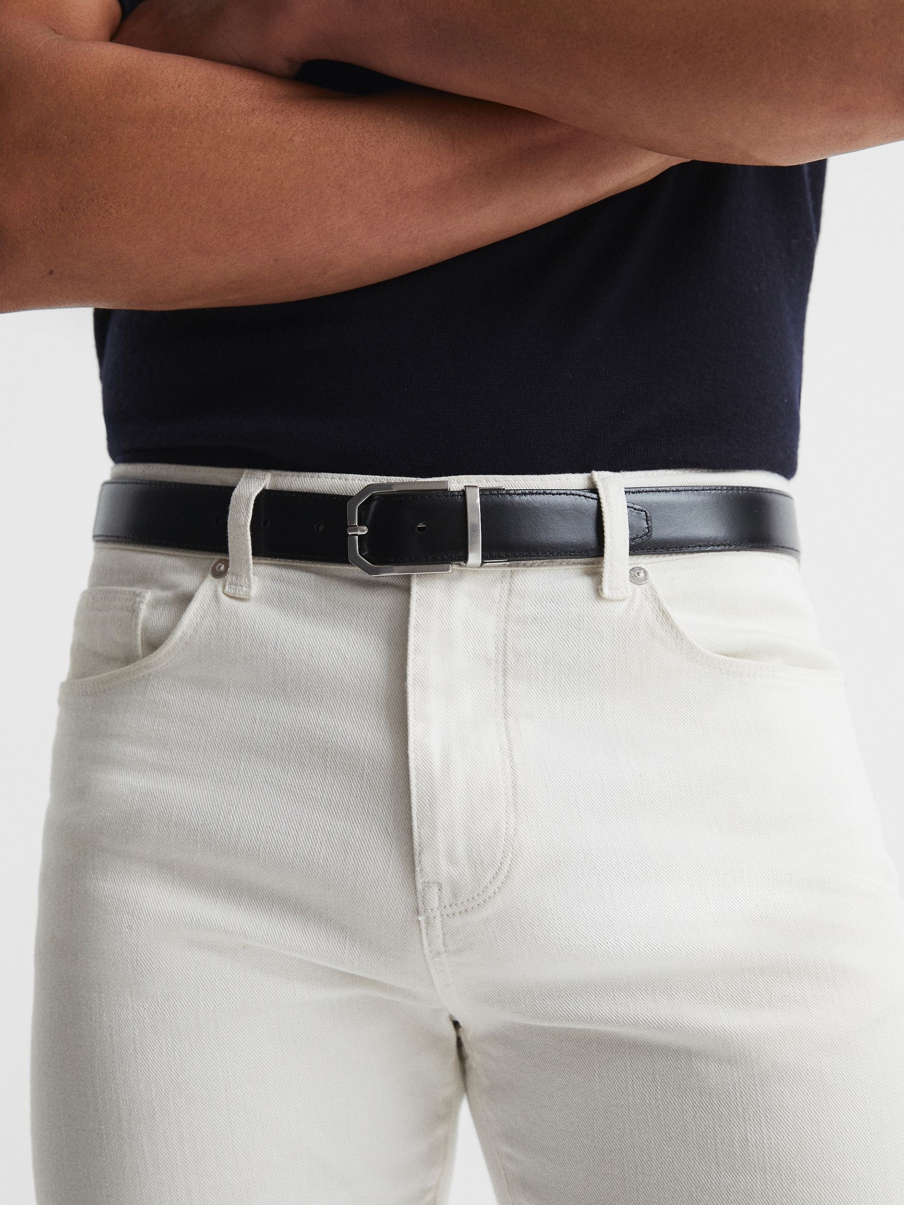 Reversible Leather And Suede Belt in Navy/Black - Image 4 of 7