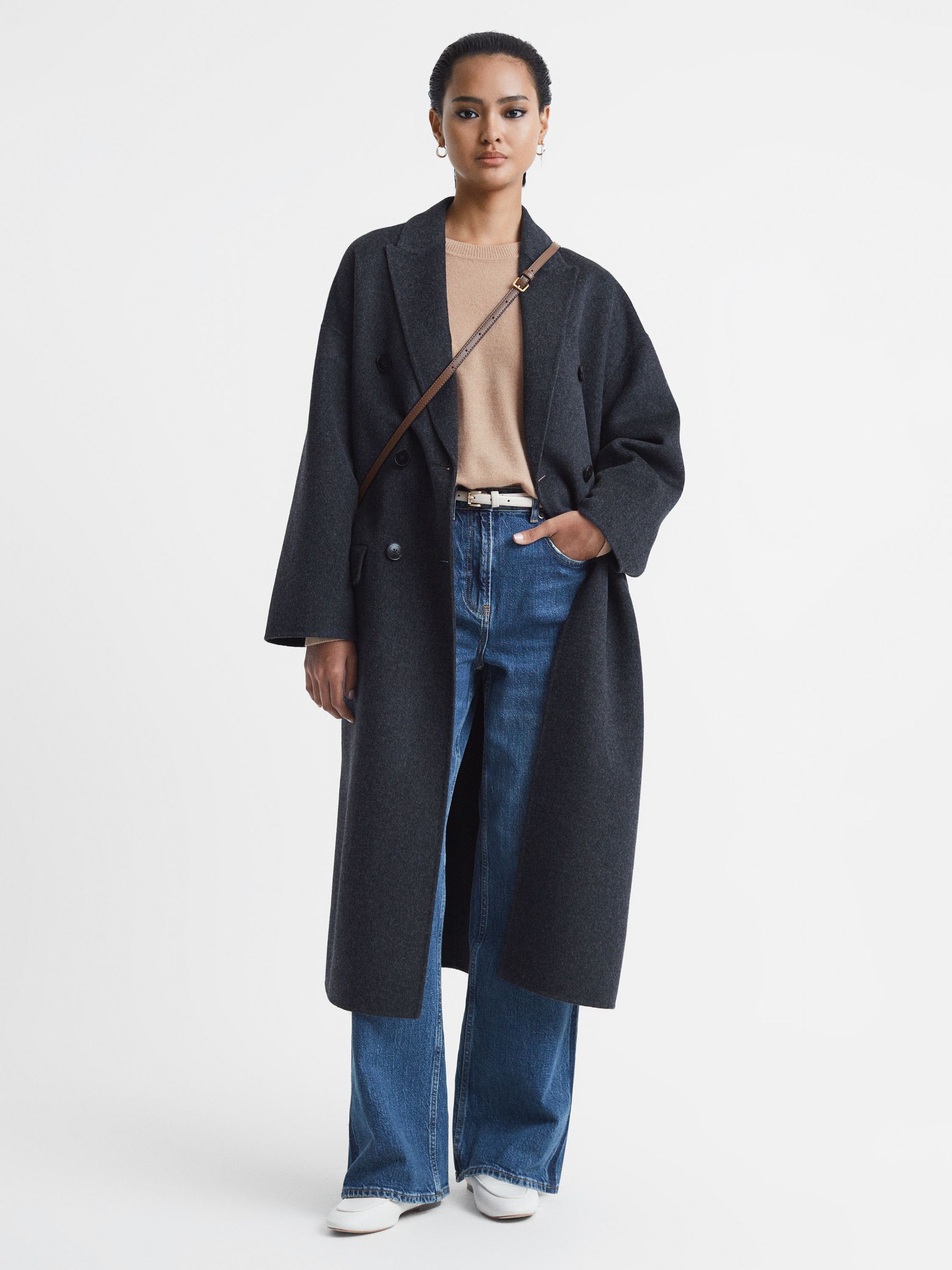 Cashmere Crew Neck Jumper in Camel - Image 3 of 5