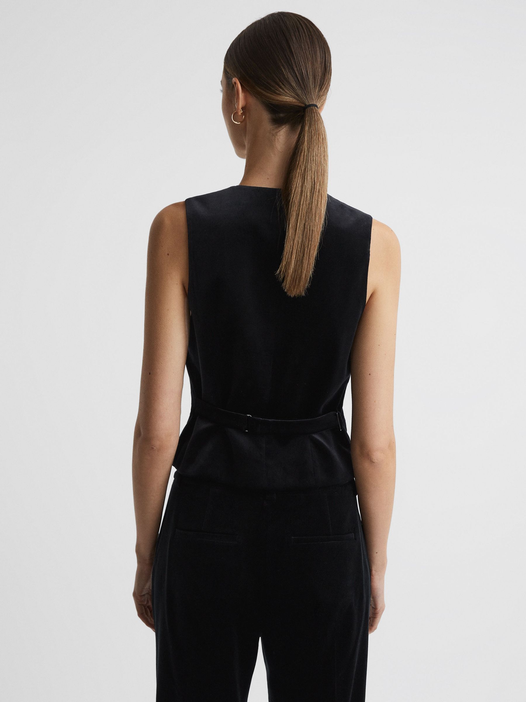 Fitted Velvet Suit Waistcoat in Black - Image 4 of 5