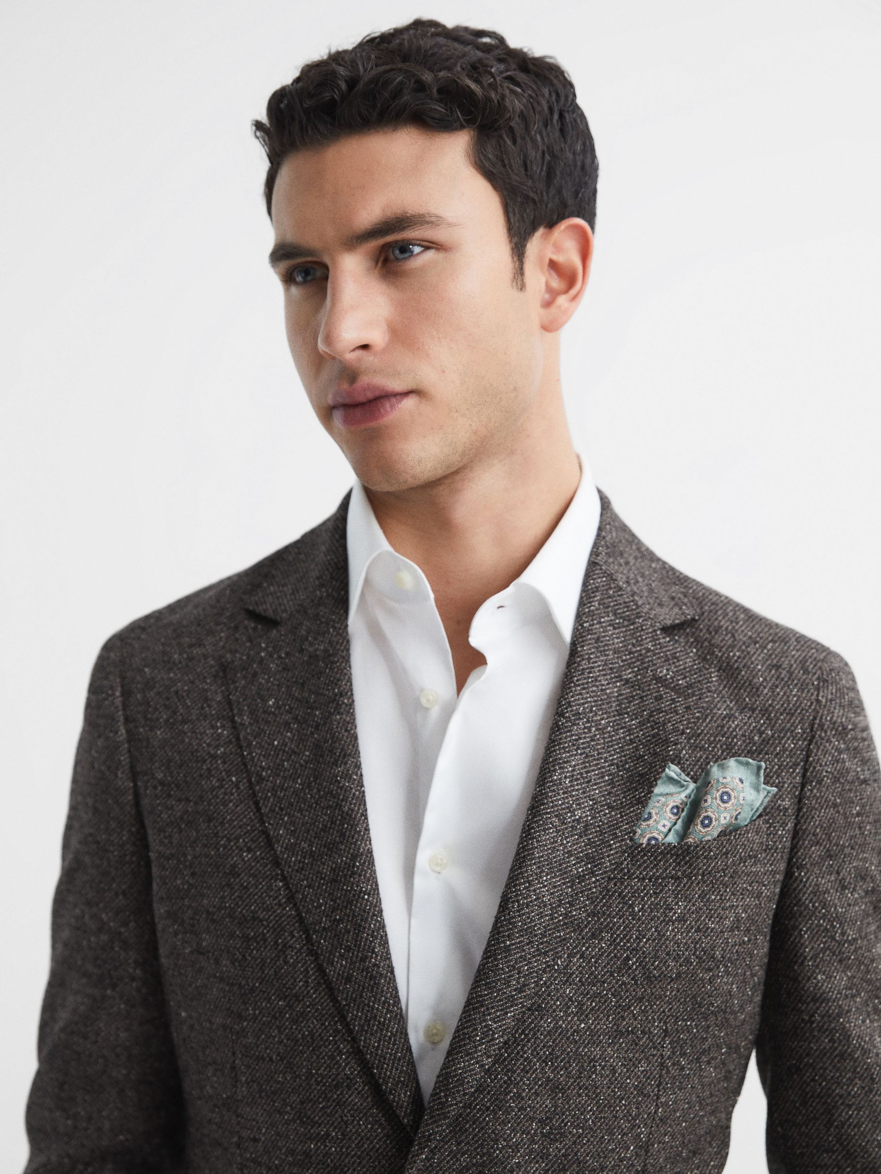 Single Breasted Notch Birdseye Blazer in Brown - Image 4 of 5