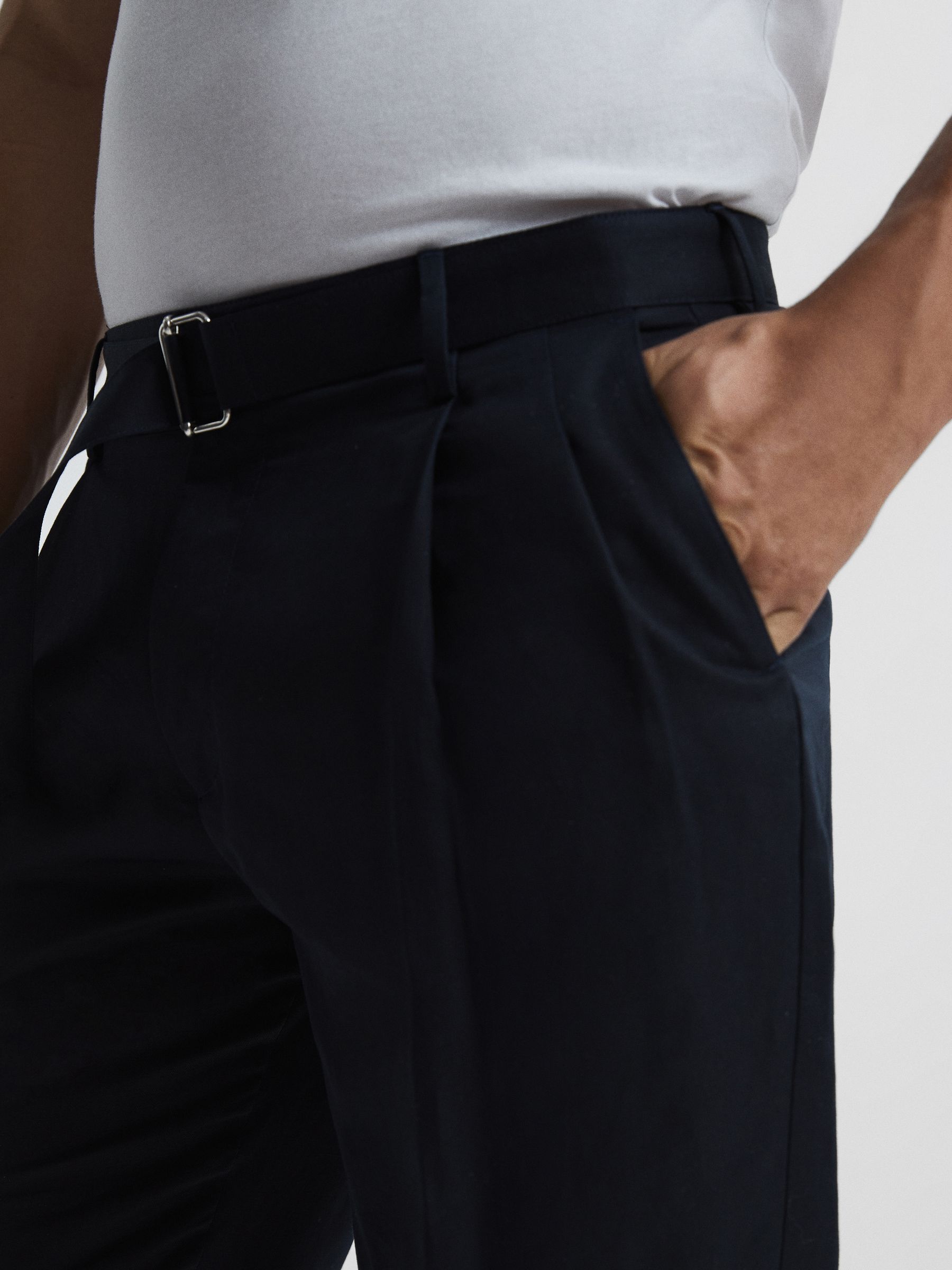 Linen Belted Tapered Fit Trousers in Navy - Image 4 of 5