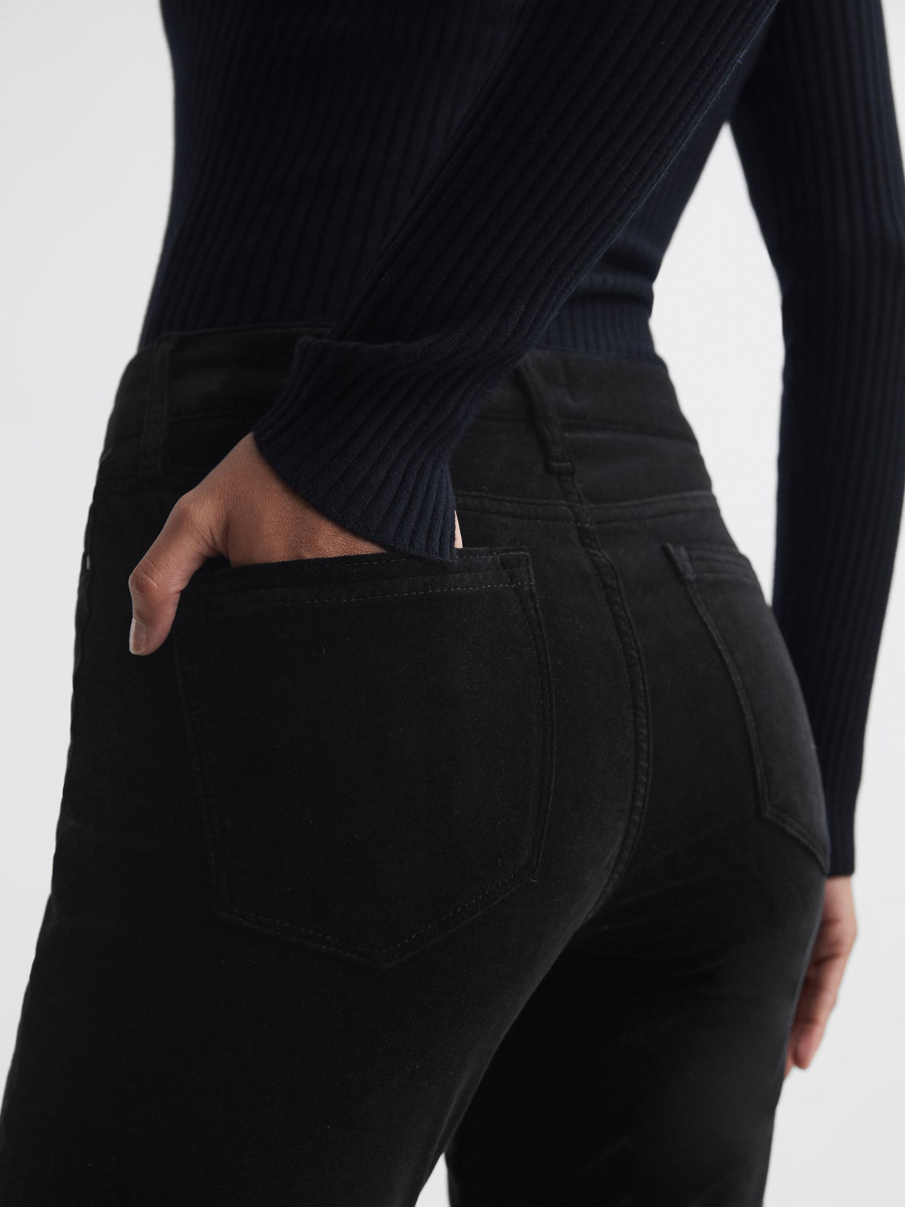 Velvet Mid Rise Skinny Jeans in Black - Image 4 of 5