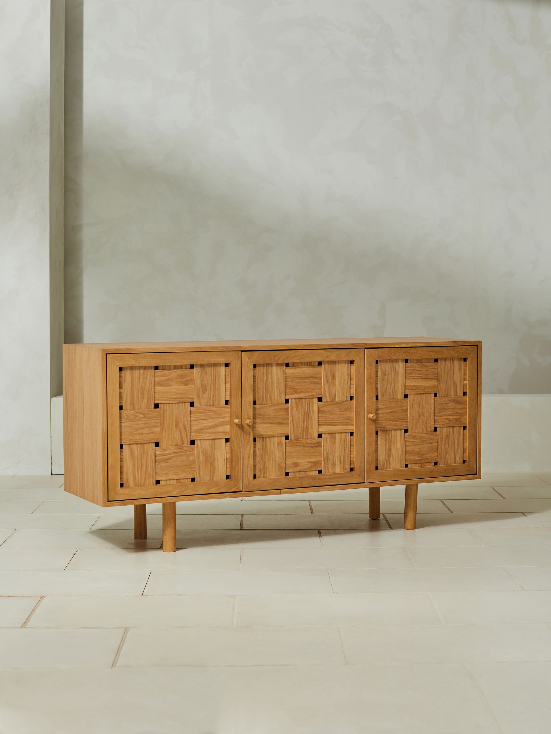River Large Sideboard in Oak - Image 2 of 4