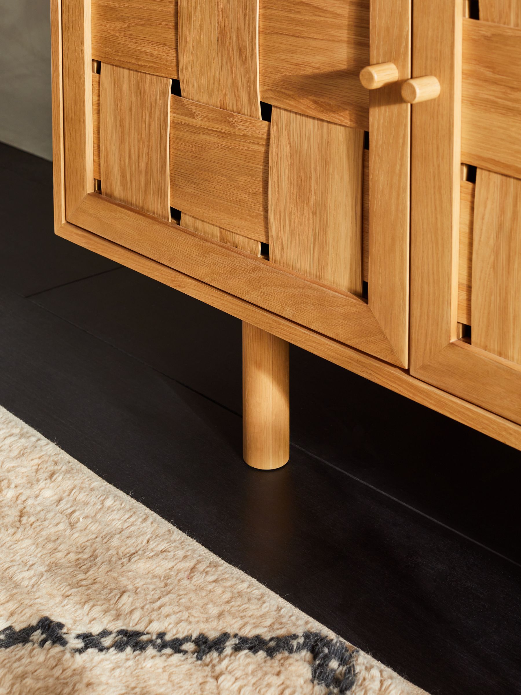 River Large Sideboard in Oak - Image 4 of 4