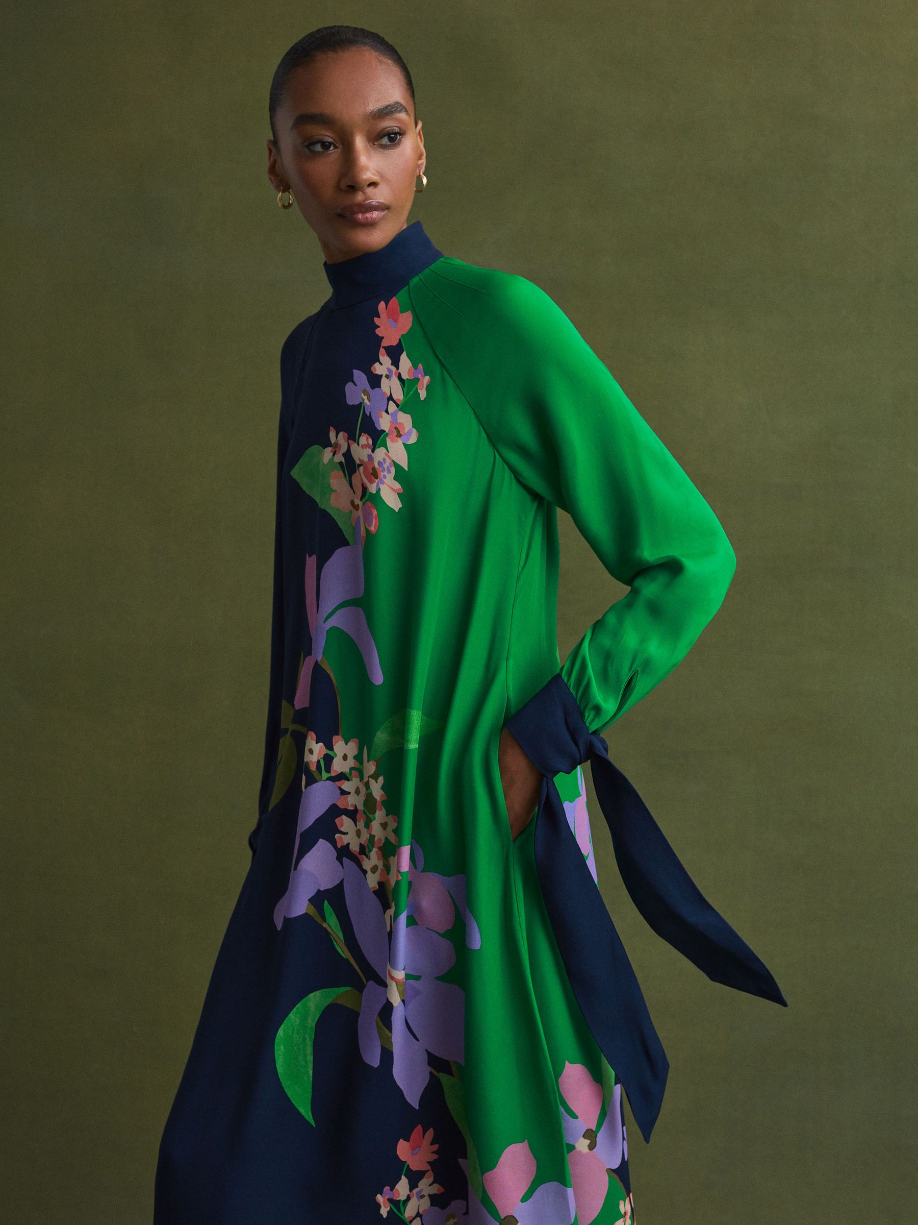 Florere Floral Tie Cuff Maxi Dress in Navy/Green - Image 3 of 6