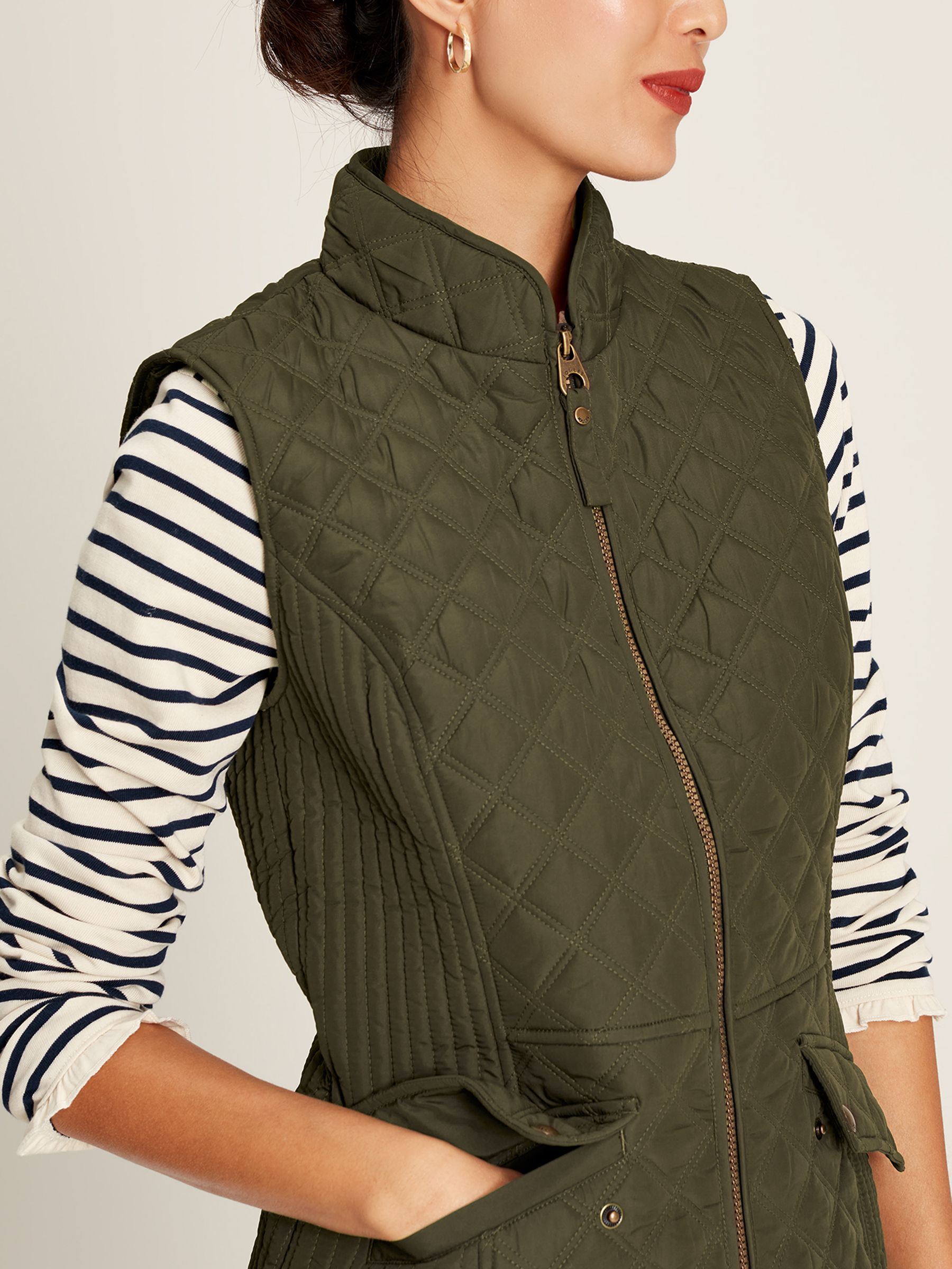 Minx Green Showerproof Diamond Quilted Gilet - Image 4 of 5