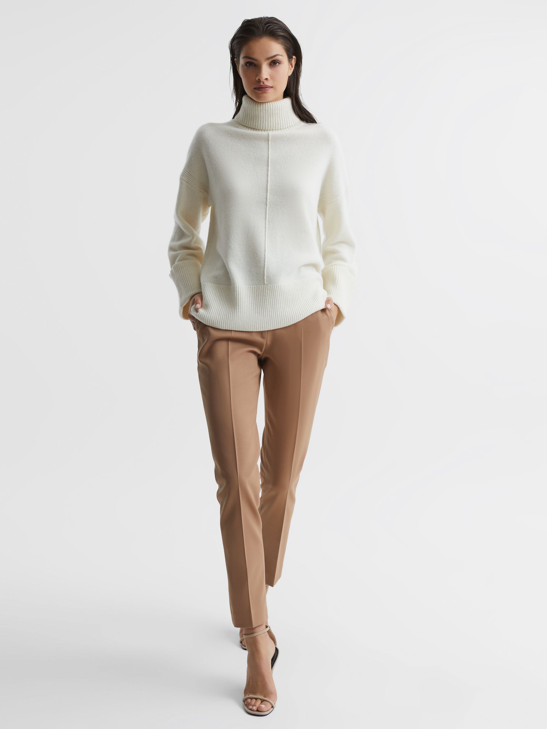 Casual Wool-Cashmere Roll Neck Jumper in Cream - Image 3 of 7