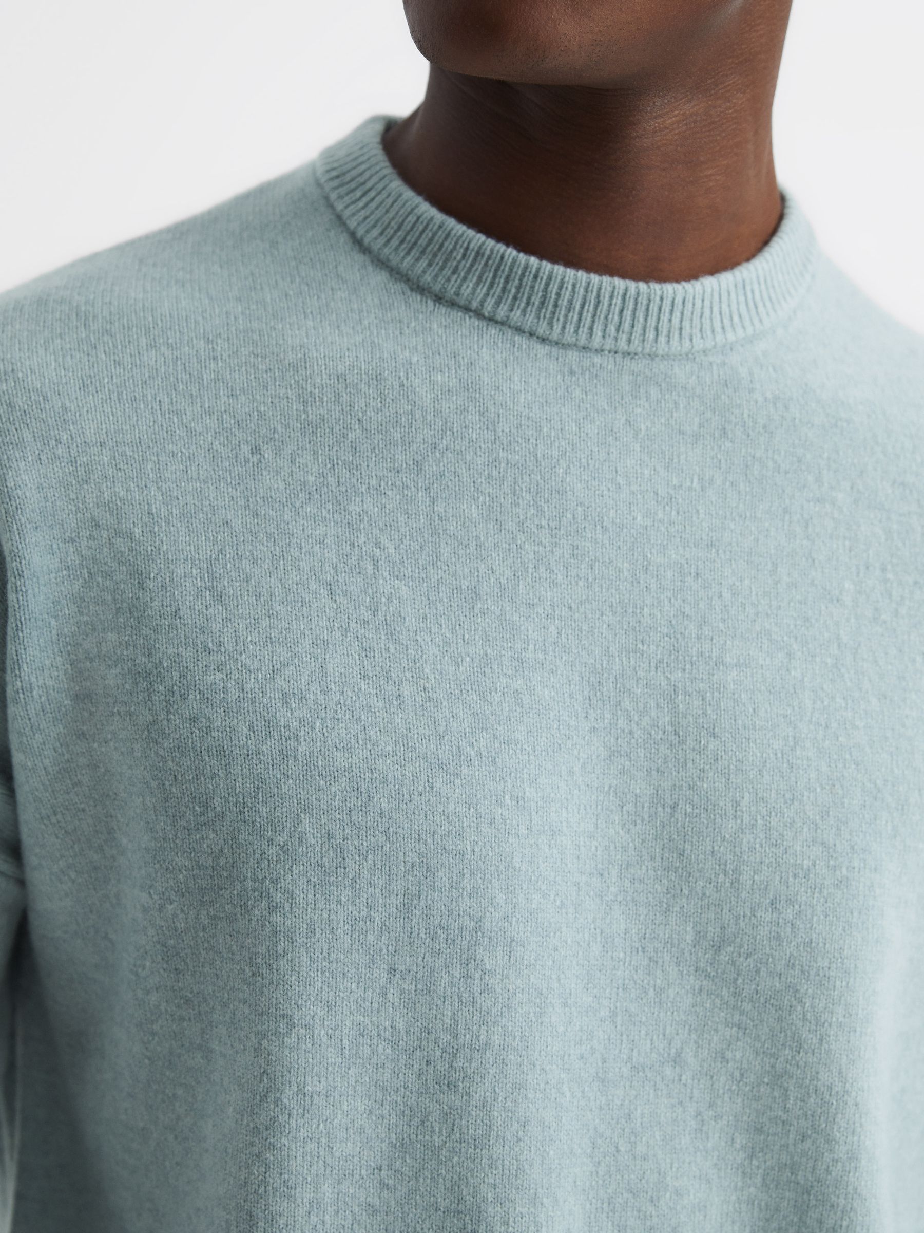 100% Merino Wool Crew Neck Jumper in Mint - Image 4 of 6