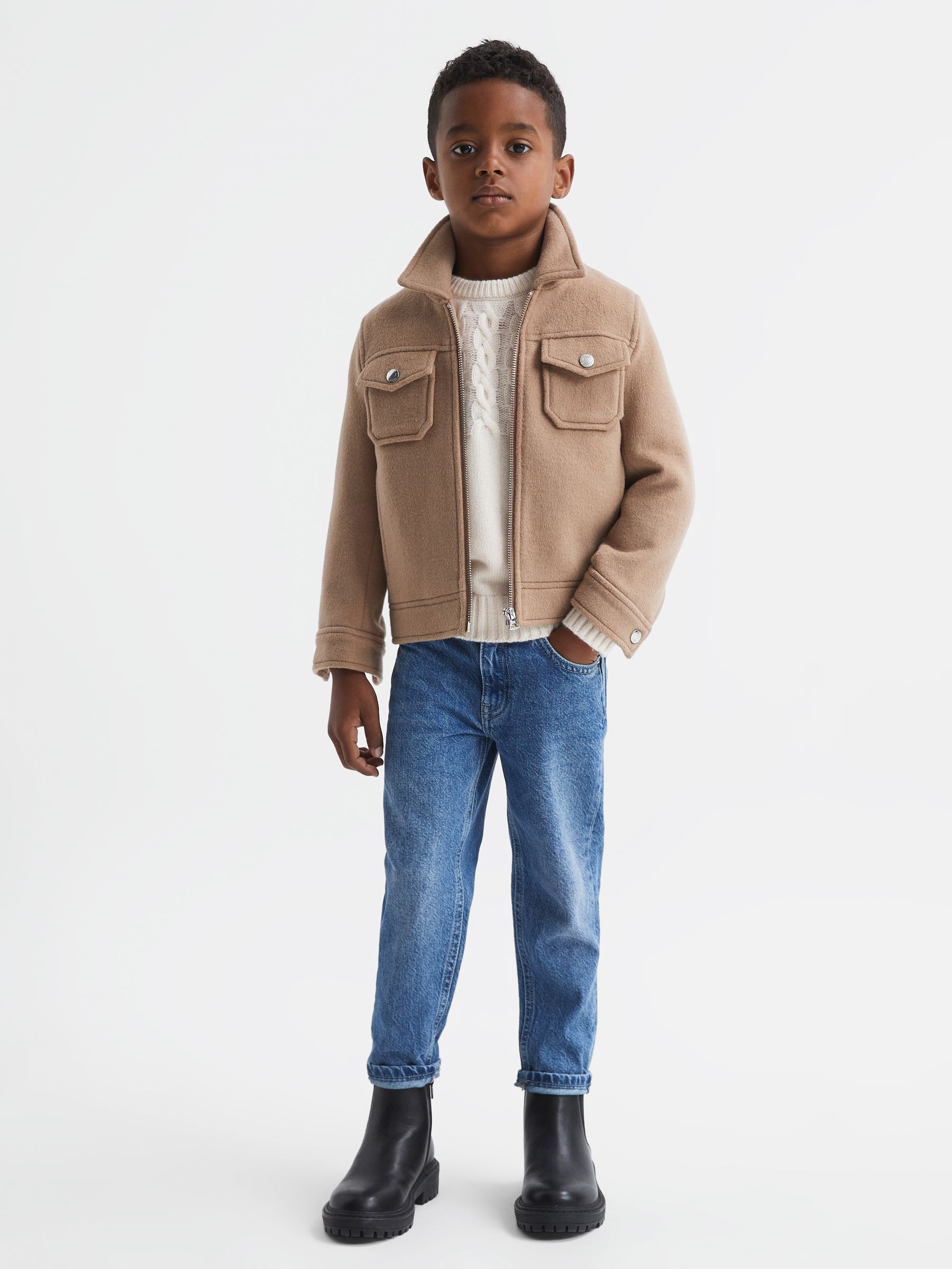 Senior Cashmere Crew Neck Cable Knit Jumper in Ecru - 圖片 6/7