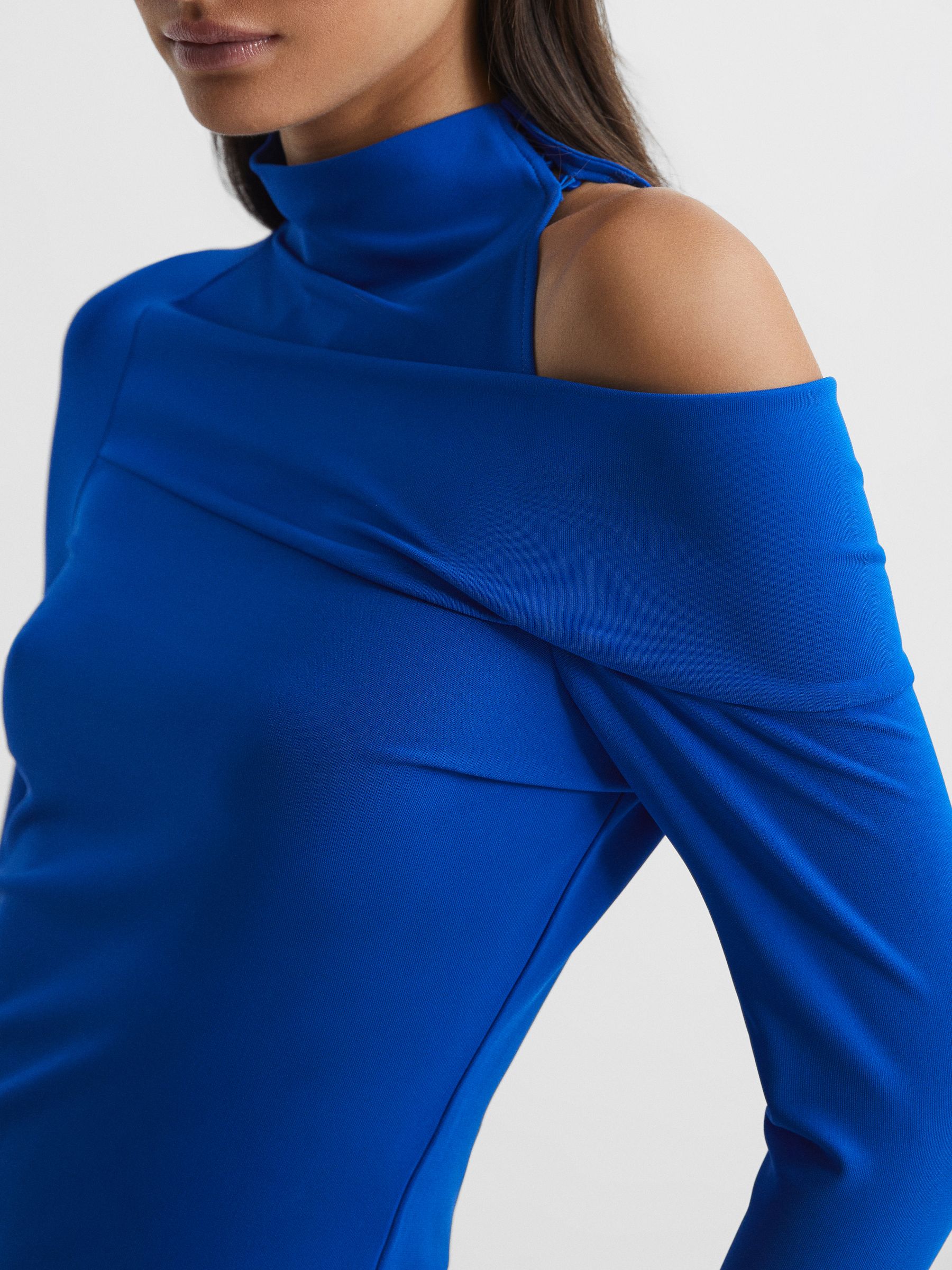 High Neck Cut Out Shoulder Top in Blue - Image 4 of 6