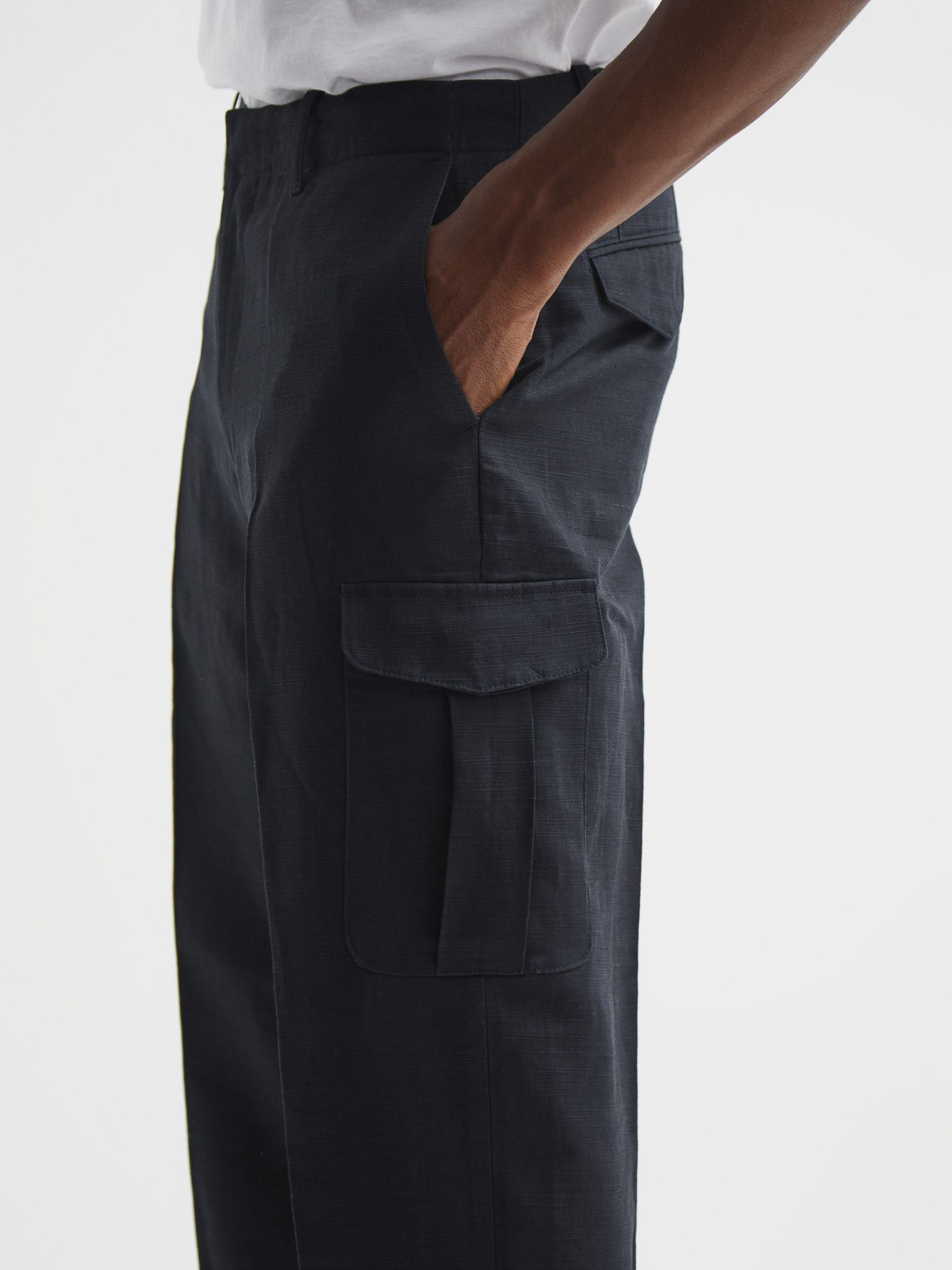 Relaxed Cropped Cargo Trousers in Navy - Image 4 of 6