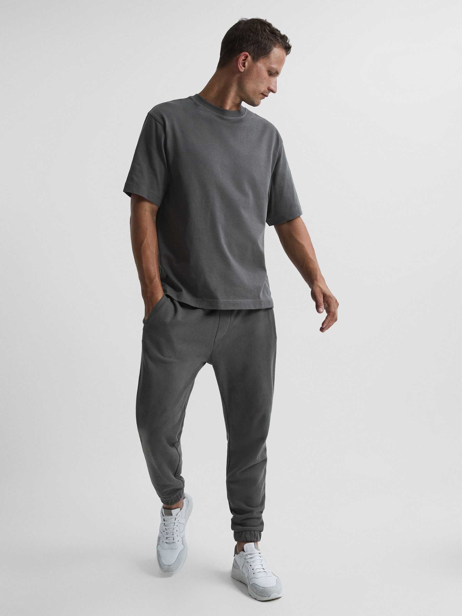 Garment-Dye Relaxed Fit T-shirt in Olive - Image 3 of 5