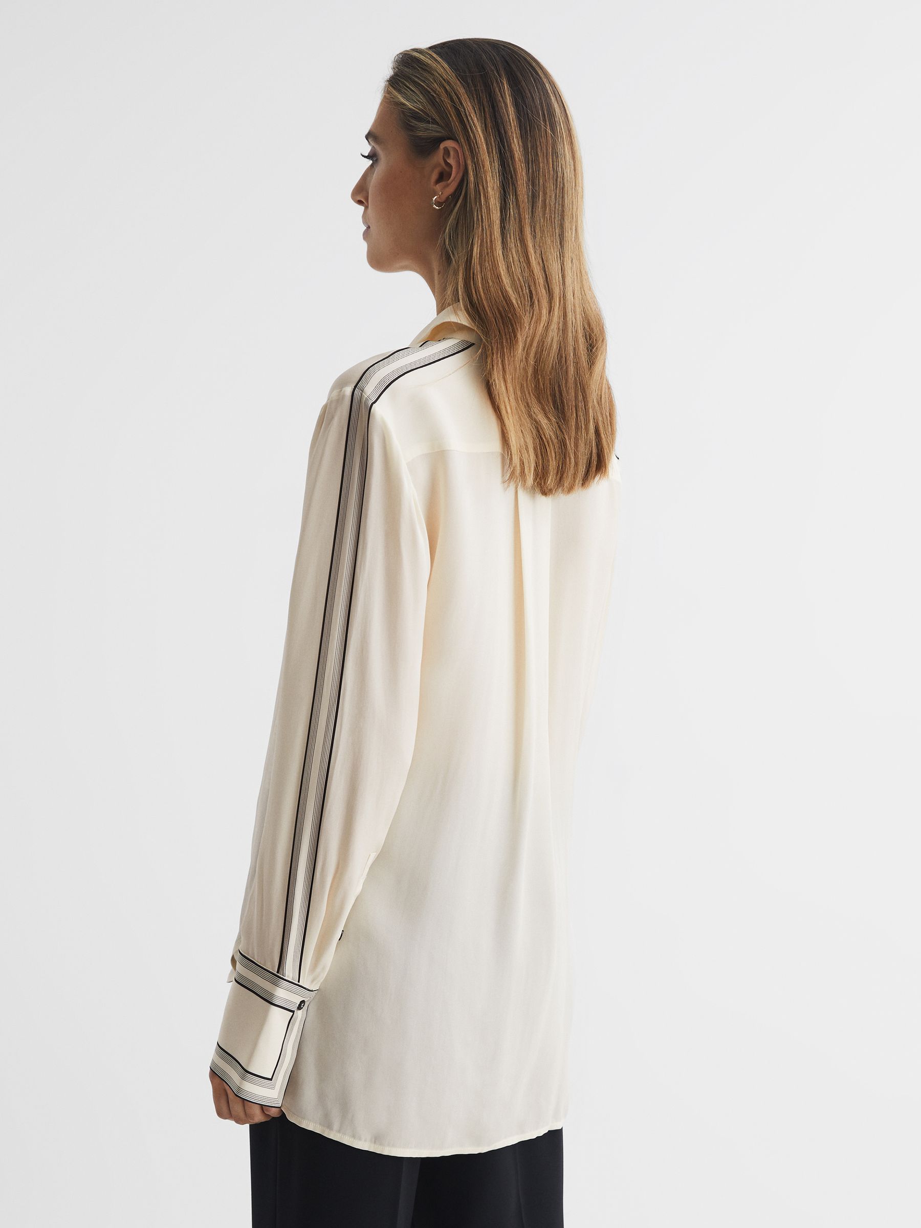 Fitted Side Striped Dip Hem Blouse in Ivory - Image 5 of 6