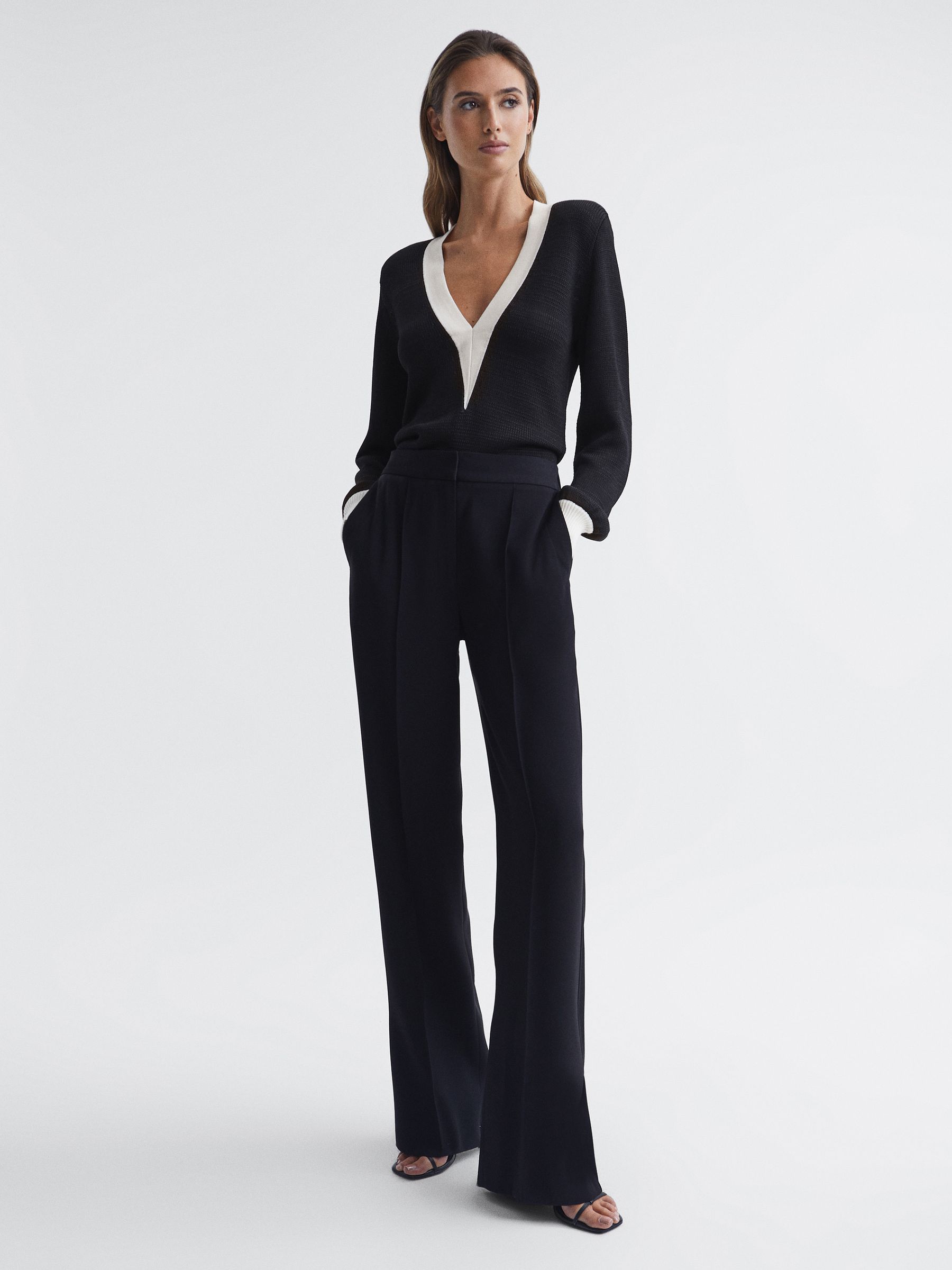 Contrast Trim Knitted Jumper in Black - Image 3 of 5