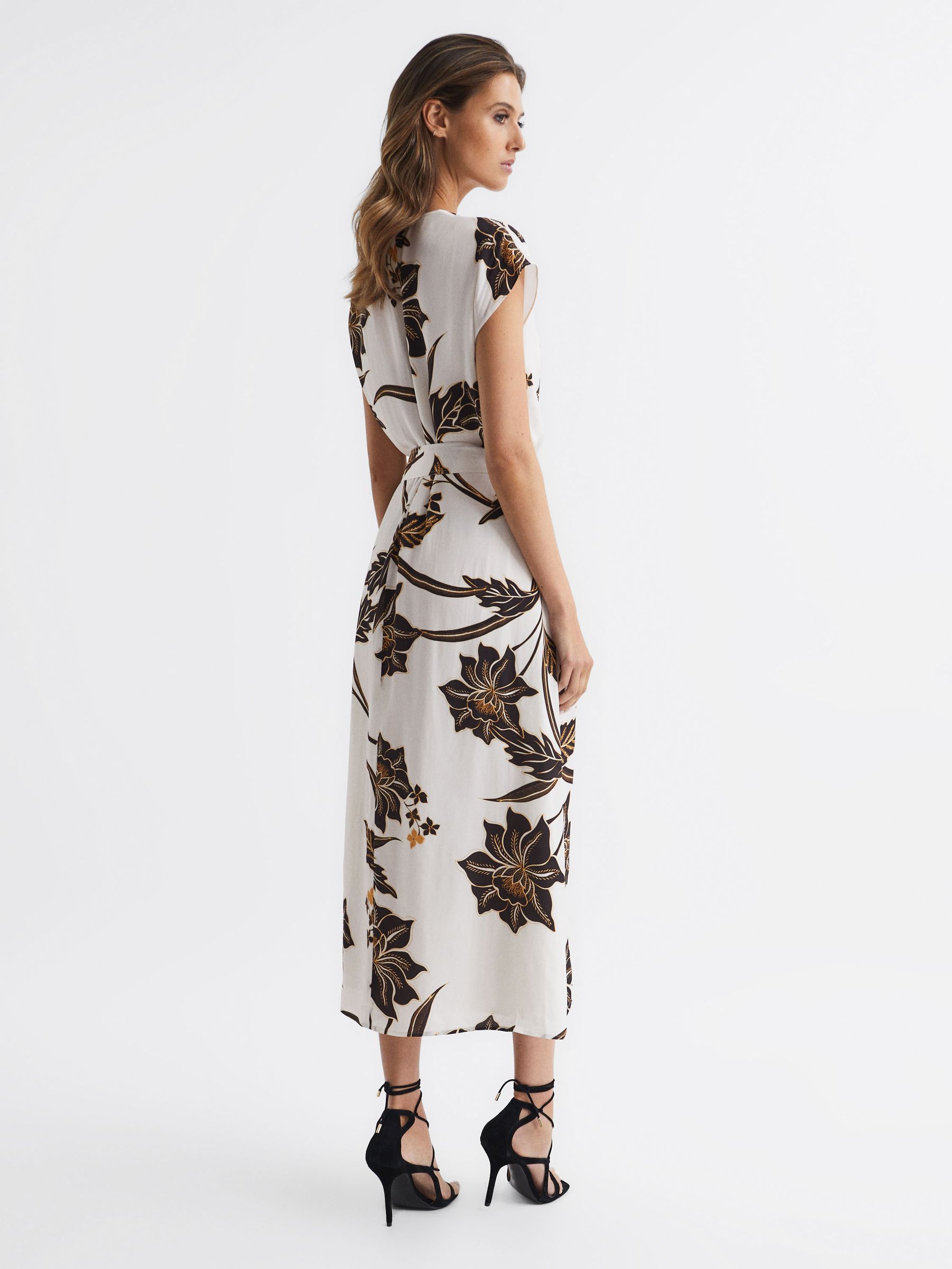 Printed Cap Sleeve Midi Dress in Black/White - Image 5 of 7