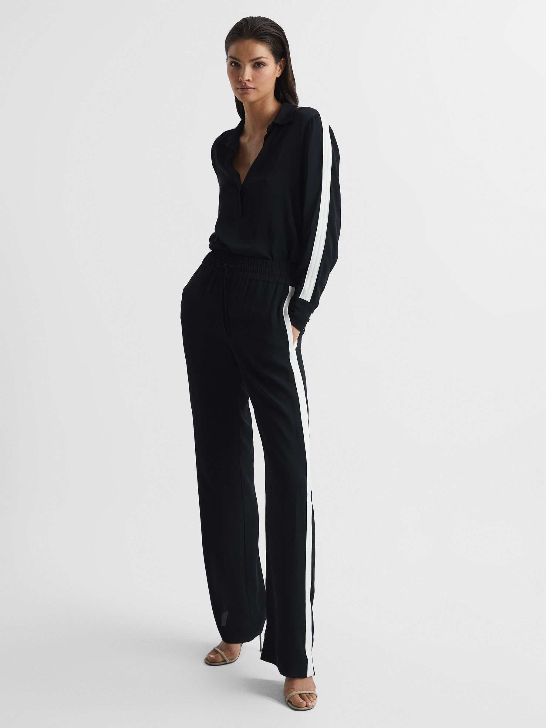Stripe Wide Leg Trousers in Navy - Image 3 of 7