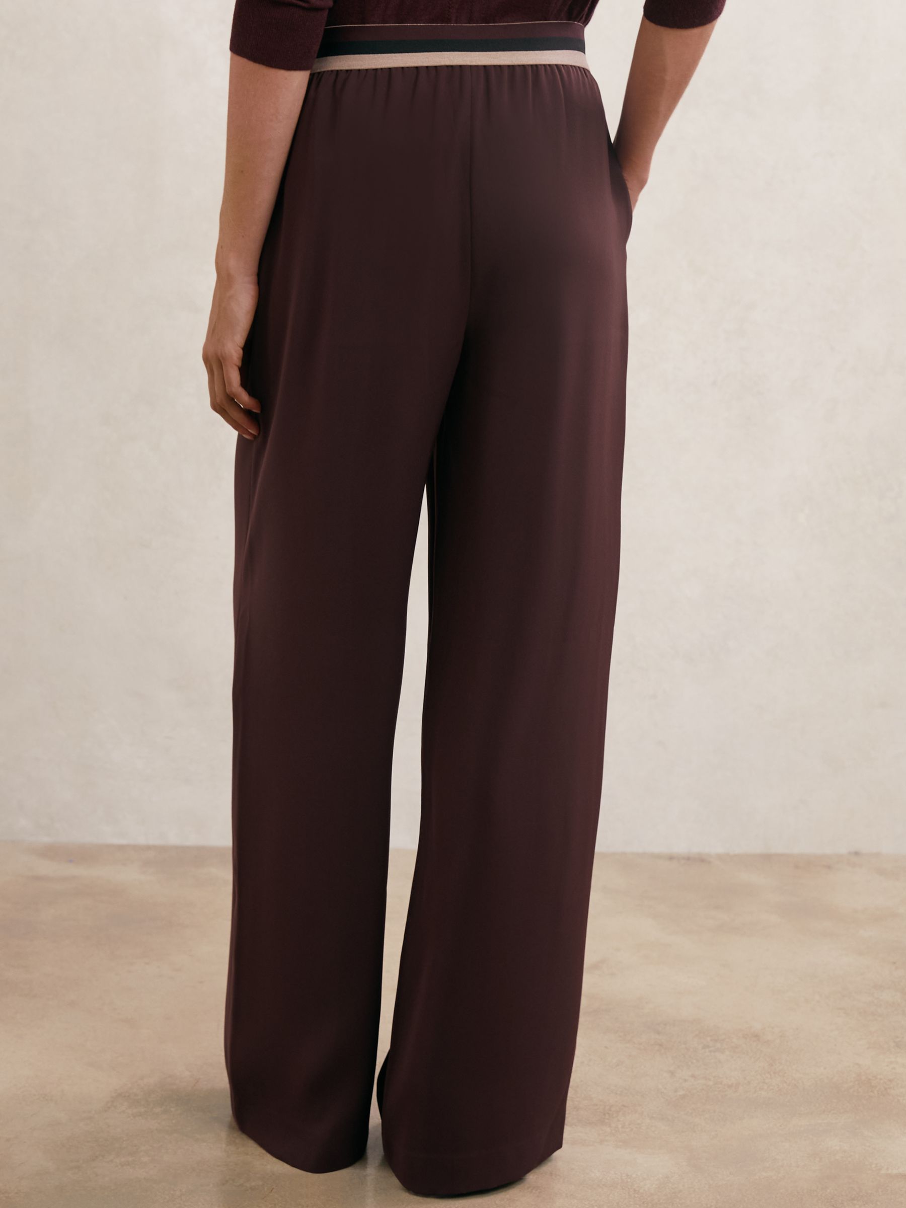 Elasticated-Waist Wide-Leg Trousers in Burgundy - image 4