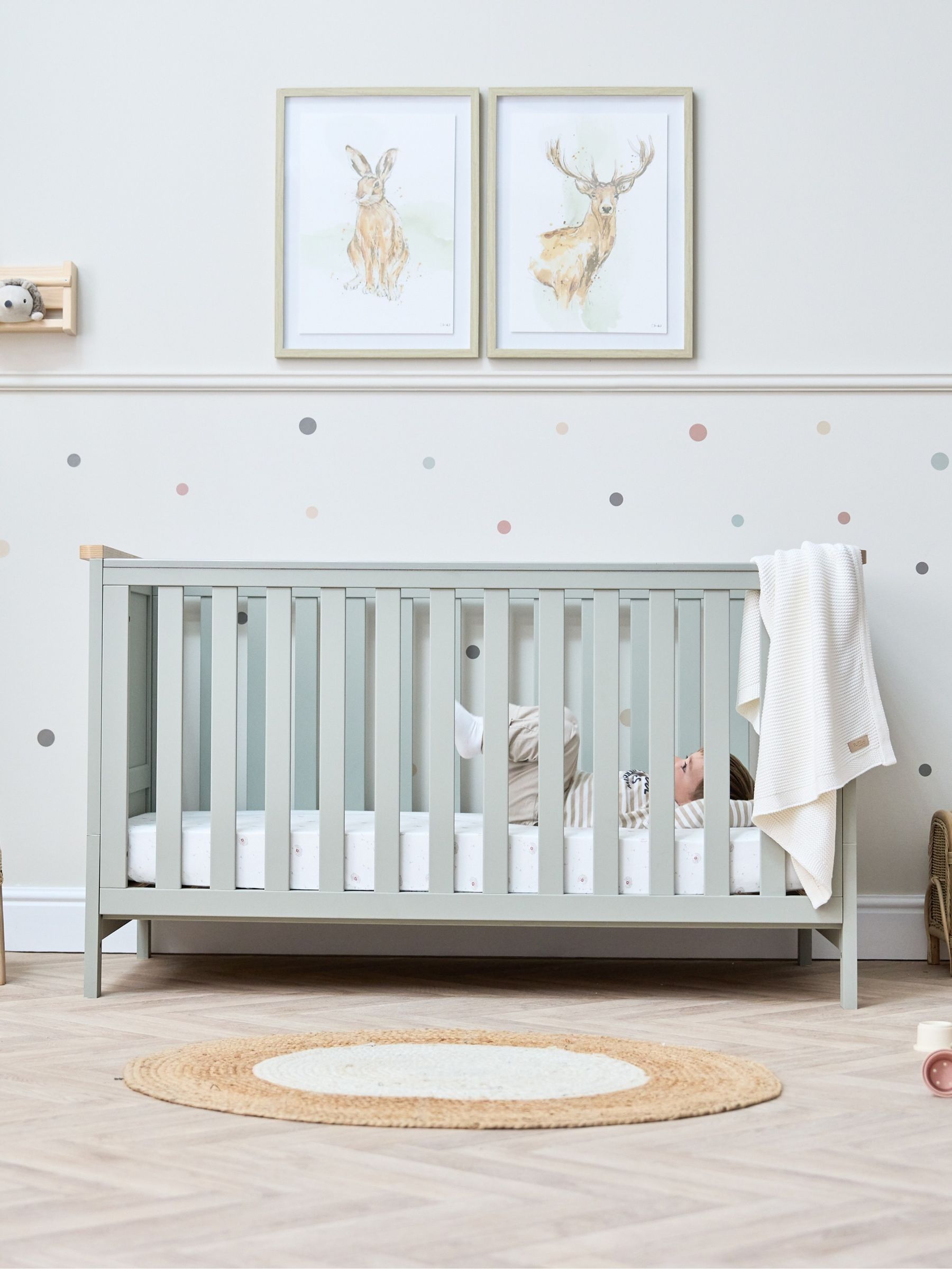Tutti Bambini Sage Oak Misha Cot Bed - Image 1 of 8