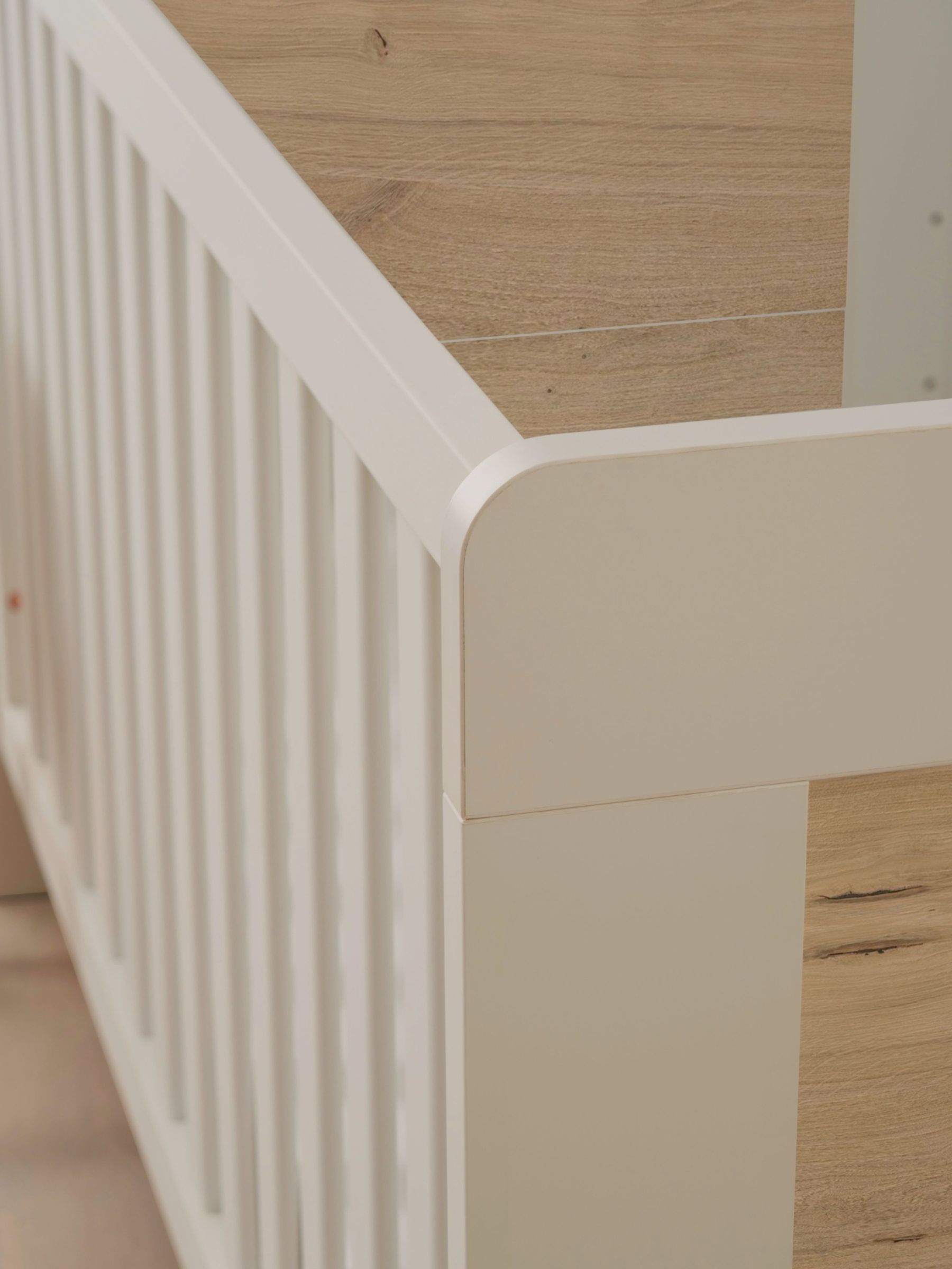 Tutti Bambini White Sand Distressed Oak Alba Mini Cot Bed - Image 6 of 7