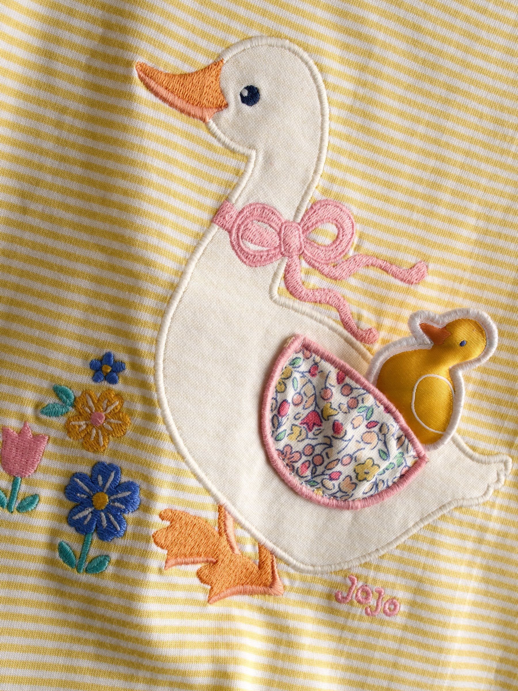 Light Yellow Duck Appliqué Pet In Pocket T-Shirt - Image 4 of 4