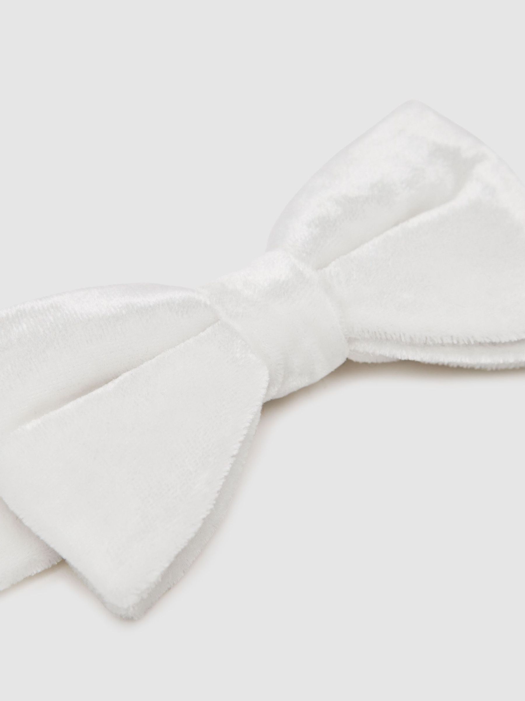 Velvet Bow Tie in Ivory - Image 4 of 5
