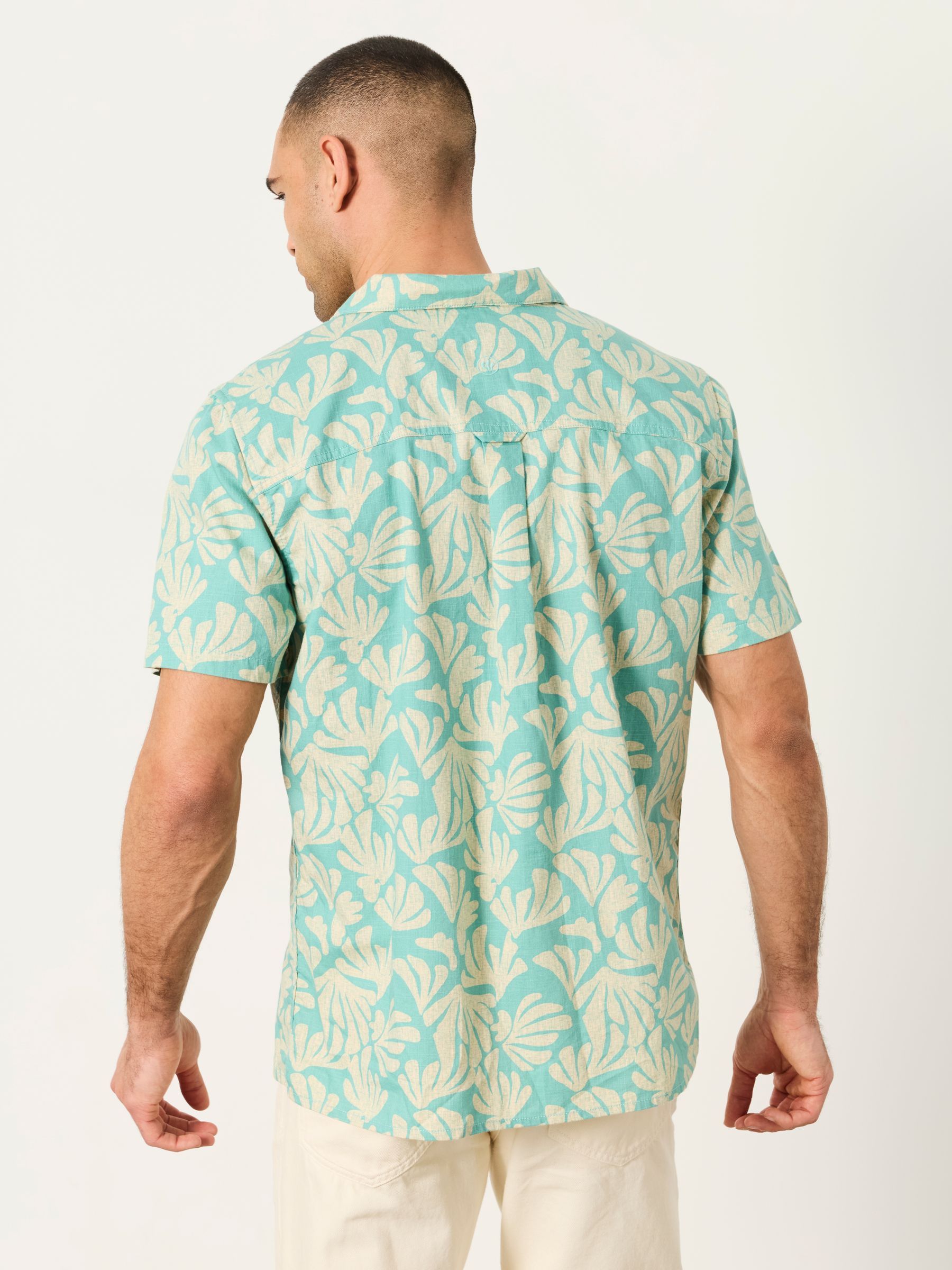Light Teal Short Sleeve Coral Print Shirt - Image 2 of 6