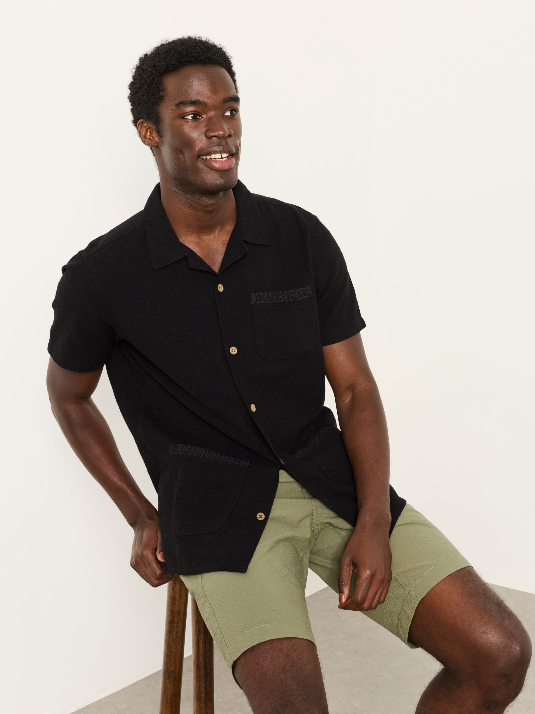 Black Short Sleeve 3 Pocket Textured Fabric Shirt - Image 2 of 7