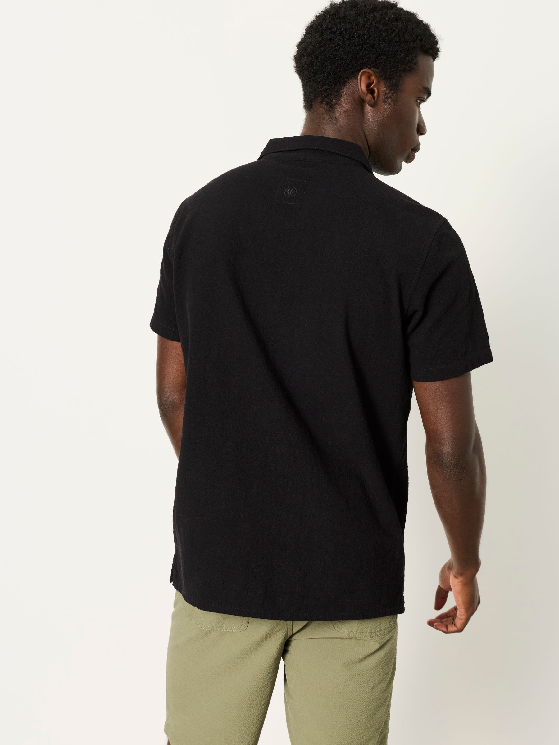 Black Short Sleeve 3 Pocket Textured Fabric Shirt - Image 3 of 7