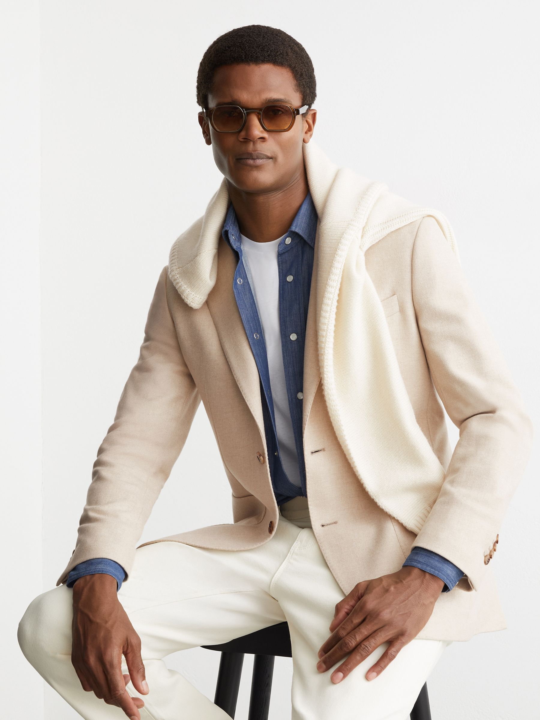 Flannel Single-Breasted Blazer Tailored-Fit with Wool in Oatmeal Brown - Image 5 of 9